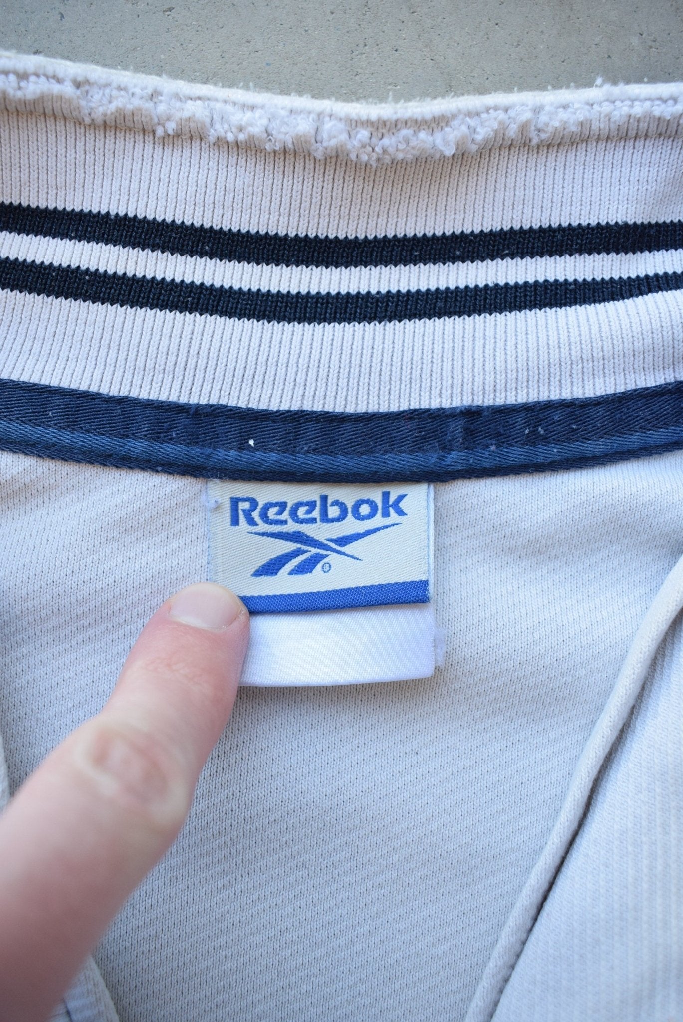 Reebok White Embroidered Spellout Quarter Zip — 1990s (L) - Retrospective Store