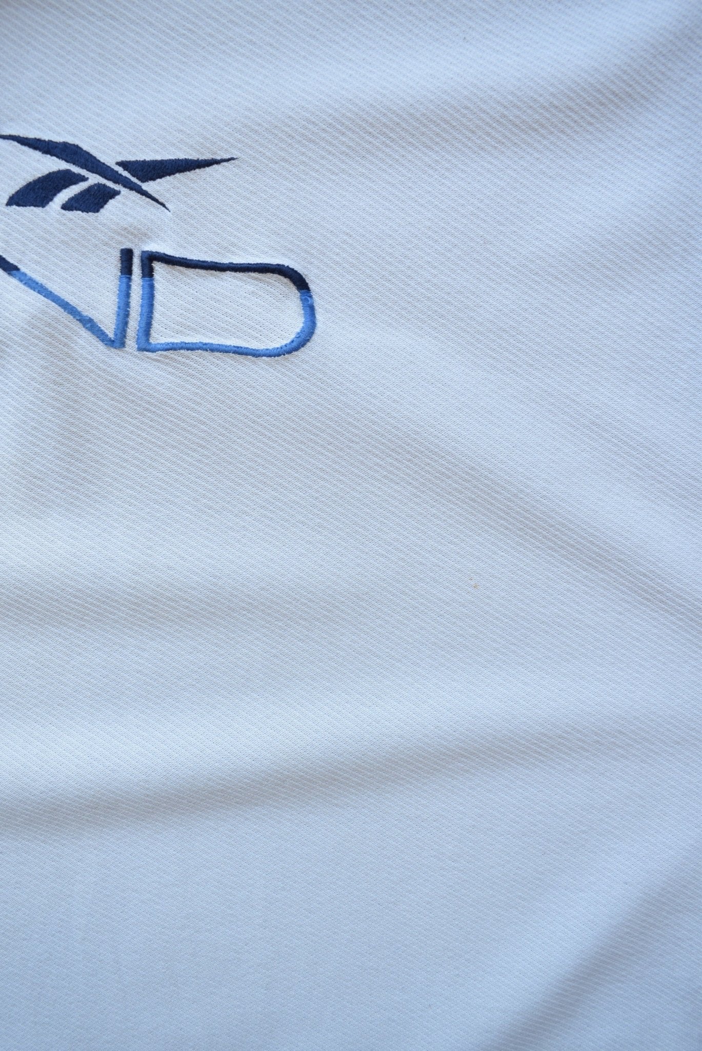 Reebok White Embroidered Spellout Quarter Zip — 1990s (L) - Retrospective Store
