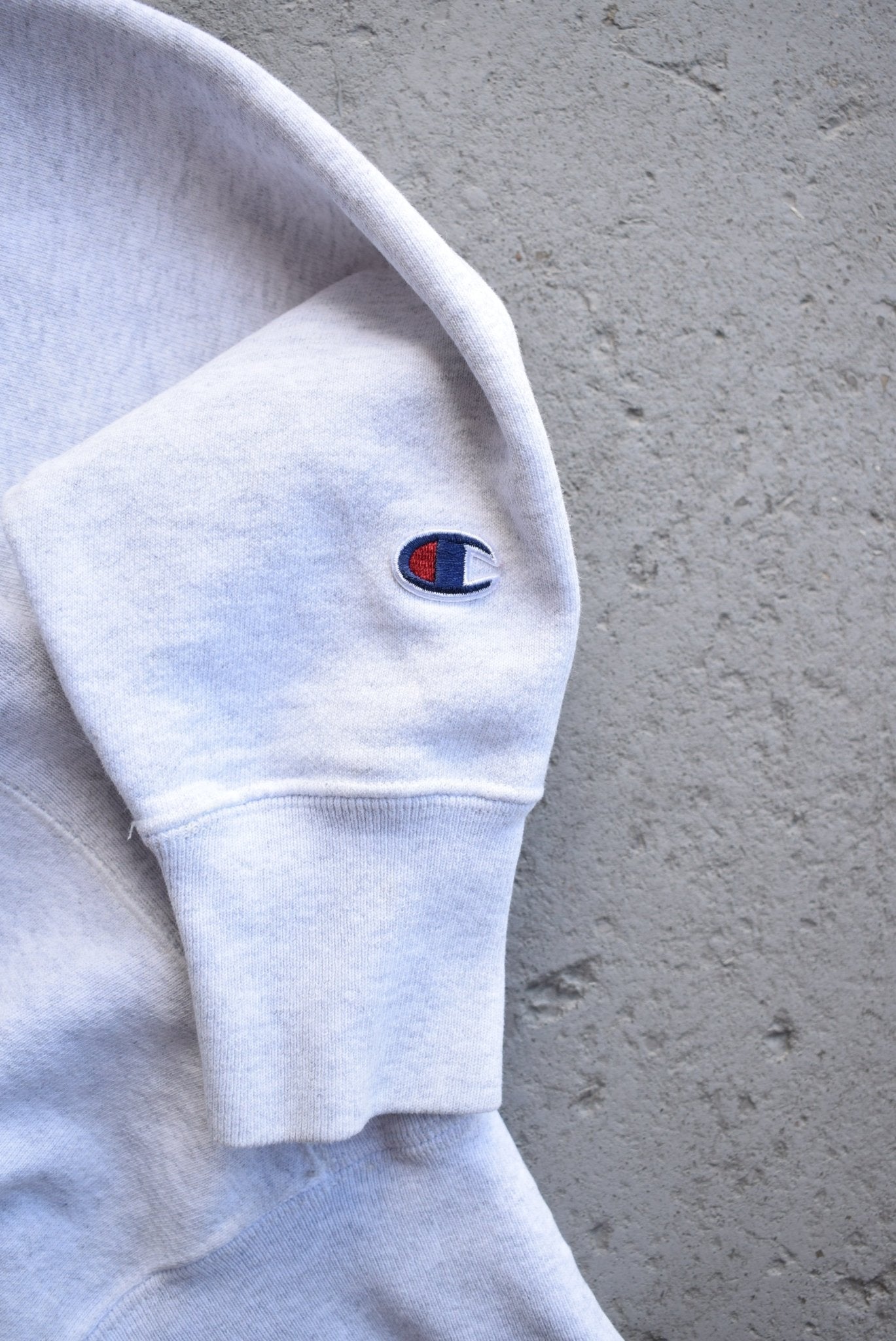*Reverse - weave* Vintage 90s Champion x Georgetown University Embroidered Crewneck (S) - Retrospective Store