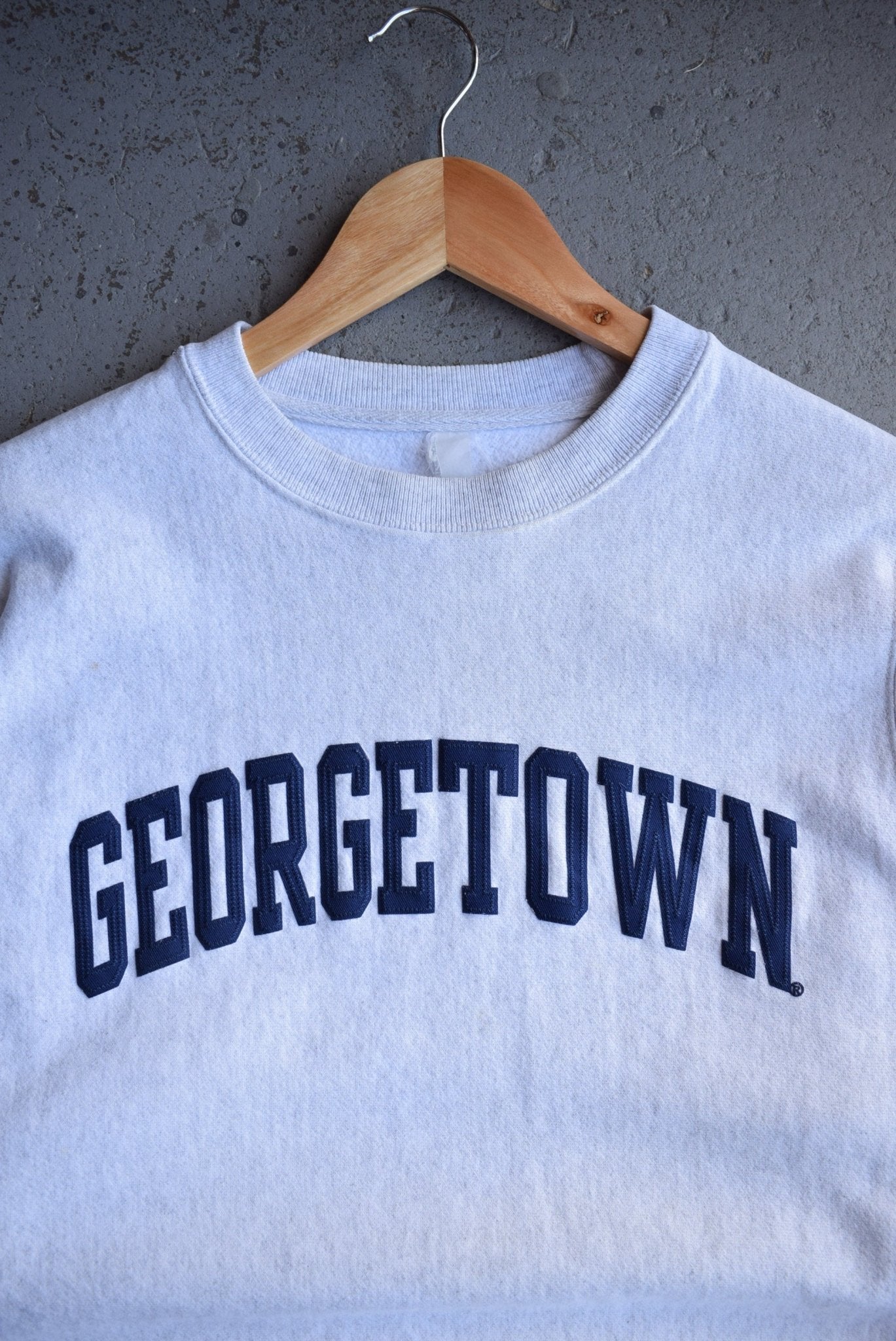 *Reverse - weave* Vintage 90s Champion x Georgetown University Embroidered Crewneck (S) - Retrospective Store