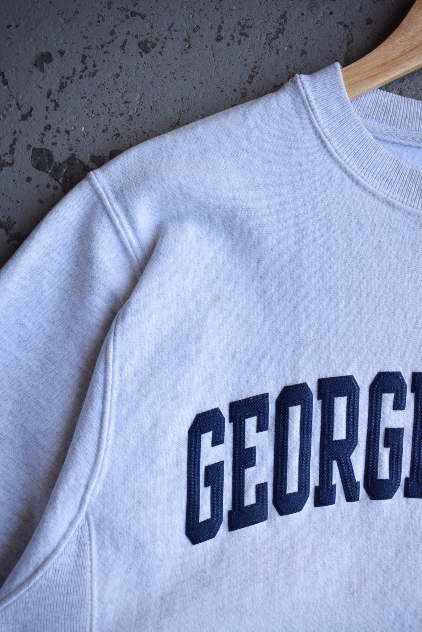 *Reverse - weave* Vintage 90s Champion x Georgetown University Embroidered Crewneck (S) - Retrospective Store