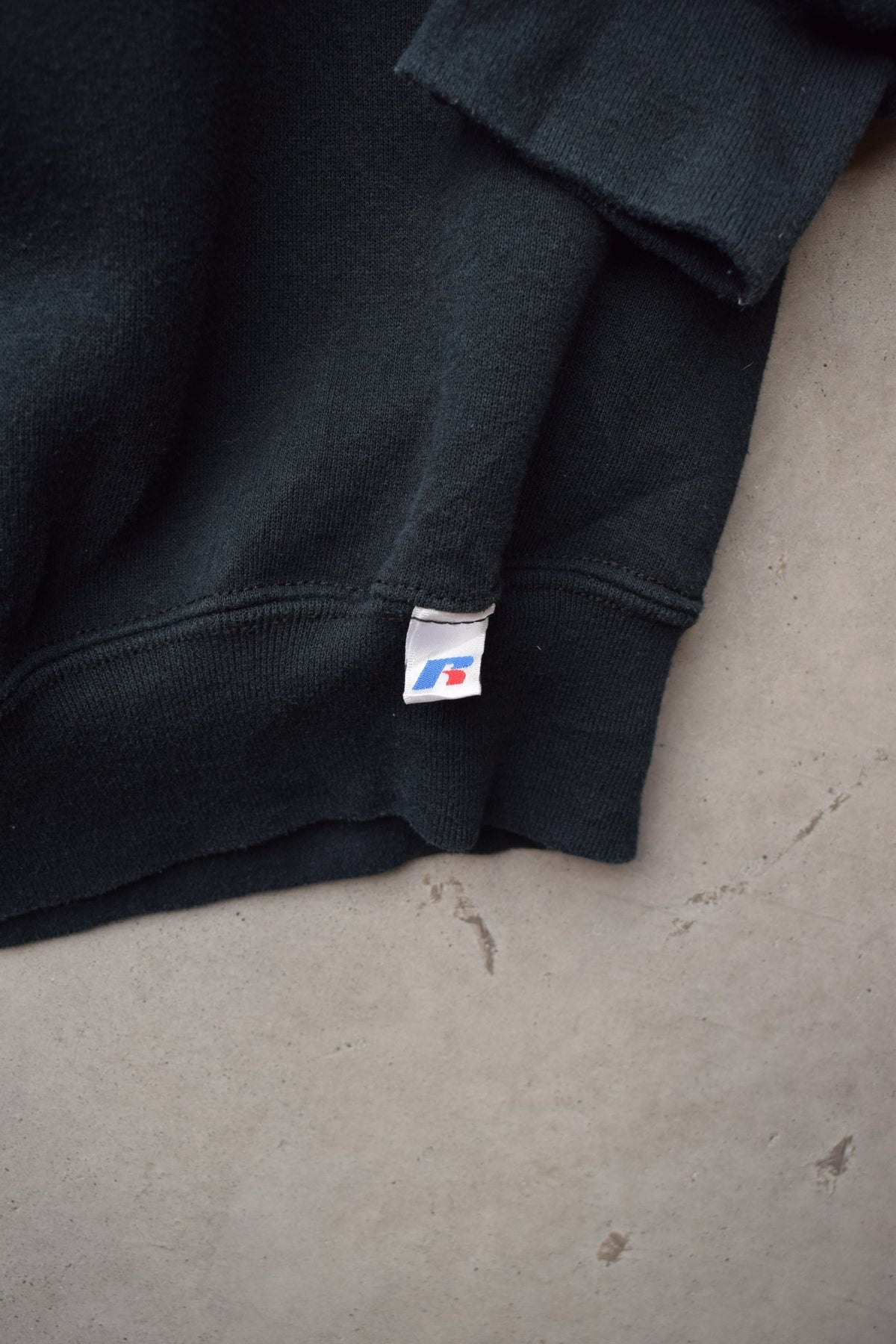 Russell Athletic Black Crewneck — 1990s (XXL) - Retrospective Store