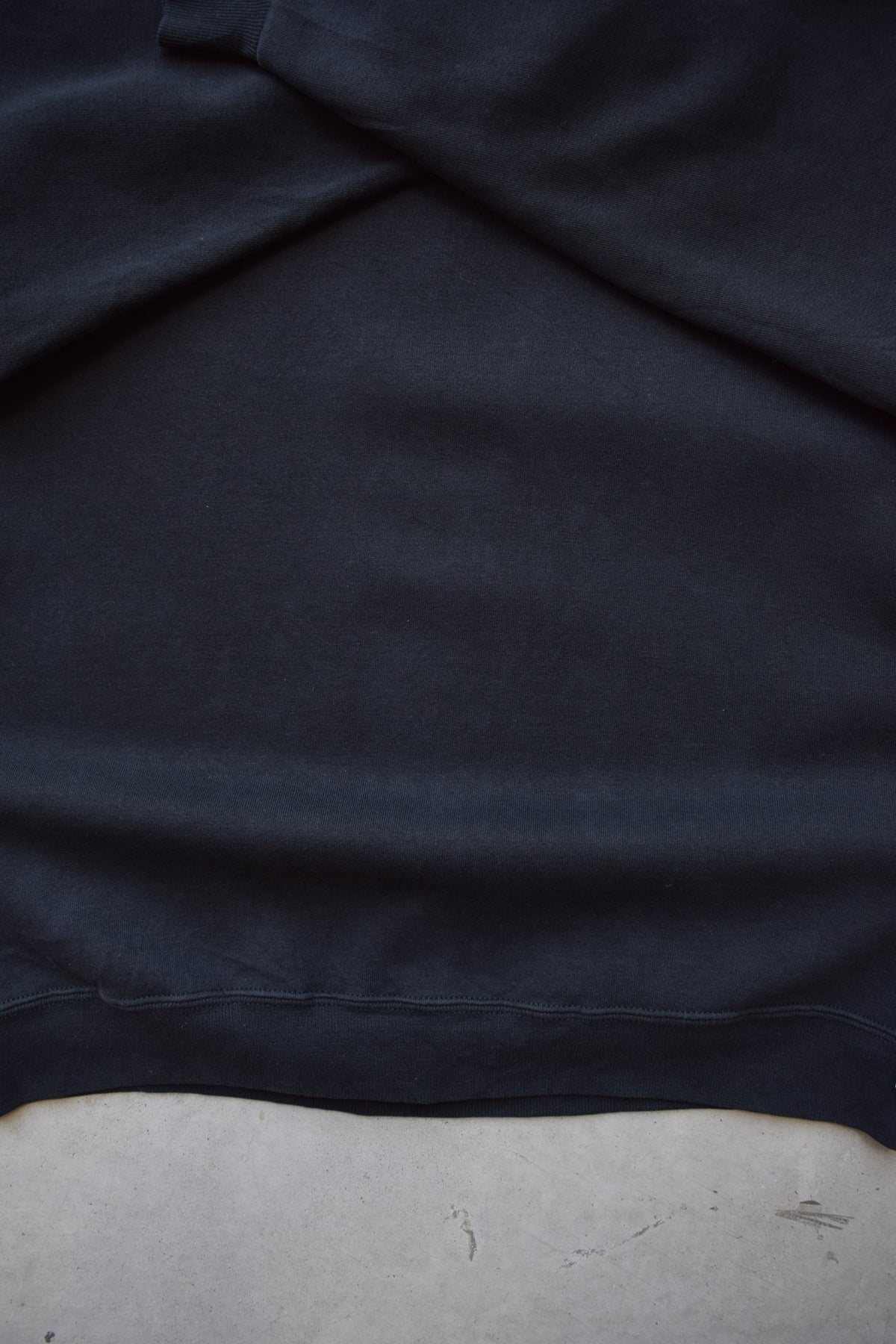 Russell Athletic Black Spellout Crewneck — 1990s (XL) - Retrospective Store