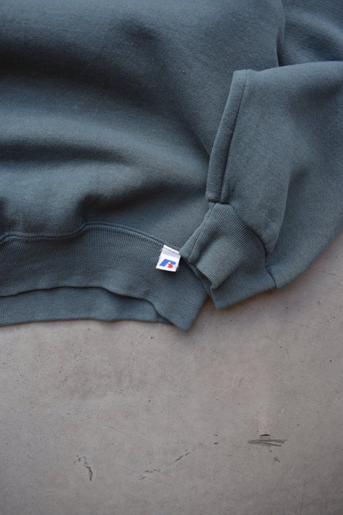 Russell Athletic Faded Green Crewneck — 1990s (XL) - Retrospective Store