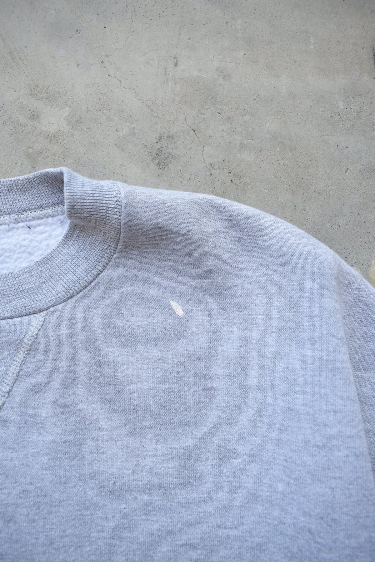 Russell Athletic Grey Crewneck — 1990s (L) - Retrospective Store