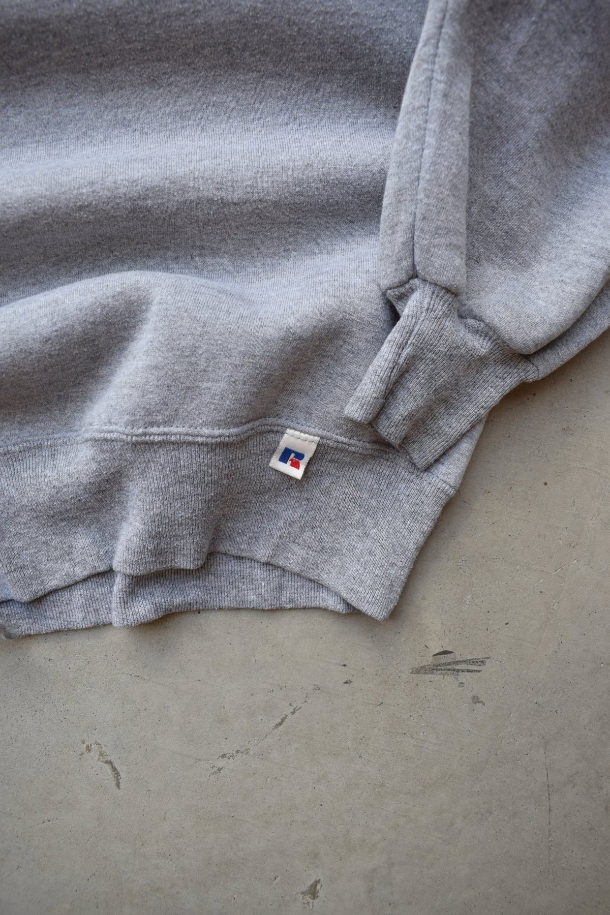 Russell Athletic Grey Crewneck — 1990s (L) - Retrospective Store