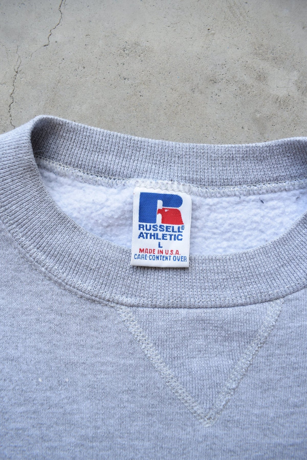 Russell Athletic Grey Crewneck — 1990s (L) - Retrospective Store