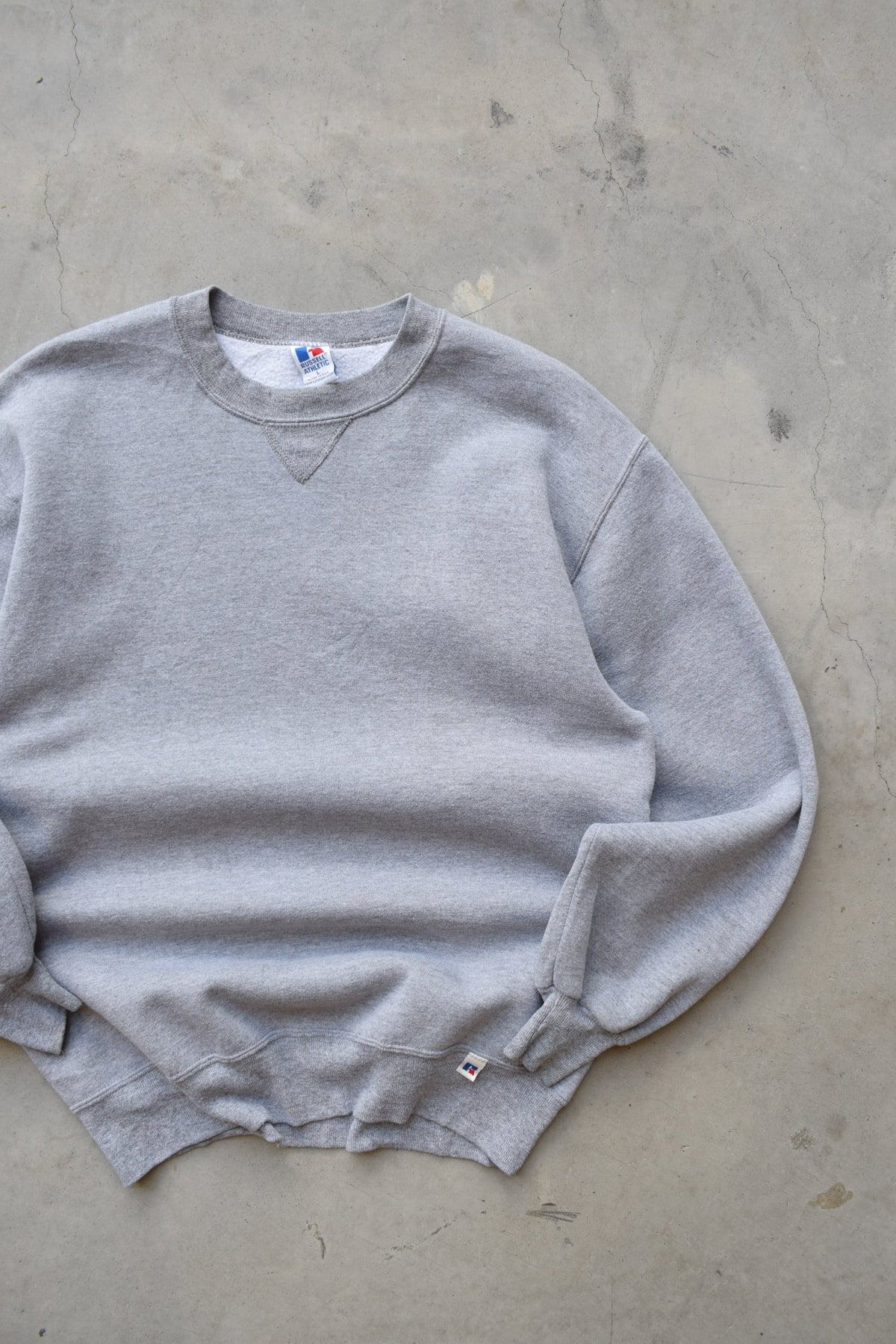 Russell Athletic Grey Crewneck — 1990s (L) - Retrospective Store