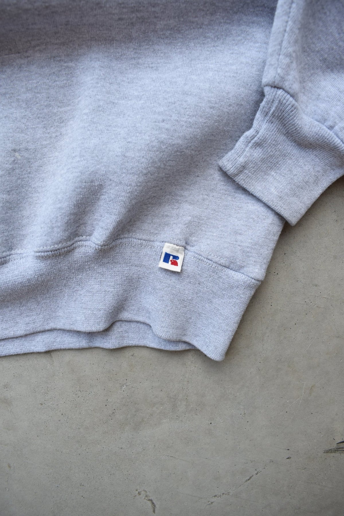 Russell Athletic Grey Crewneck — 1990s (L) - Retrospective Store