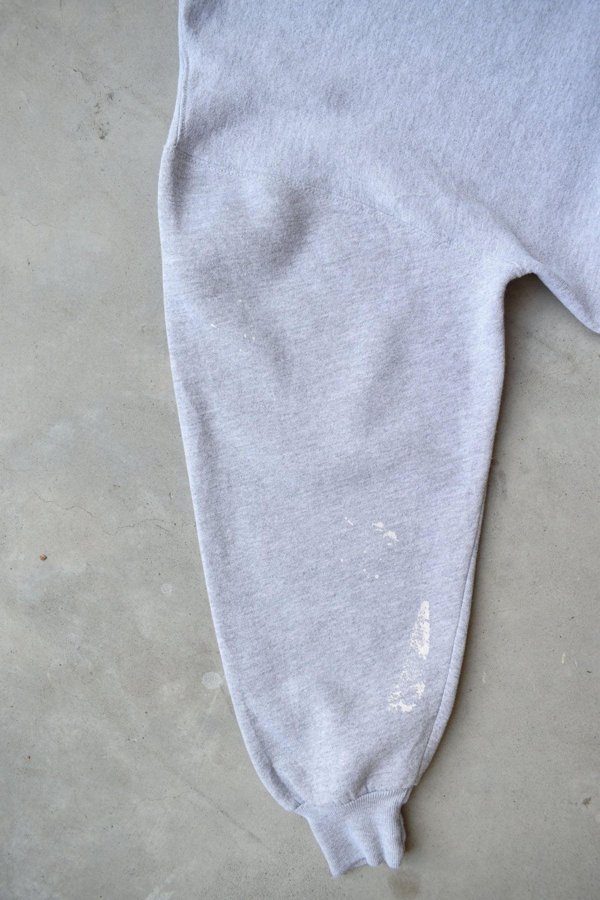 Russell Athletic Grey Crewneck — 1990s (L) - Retrospective Store