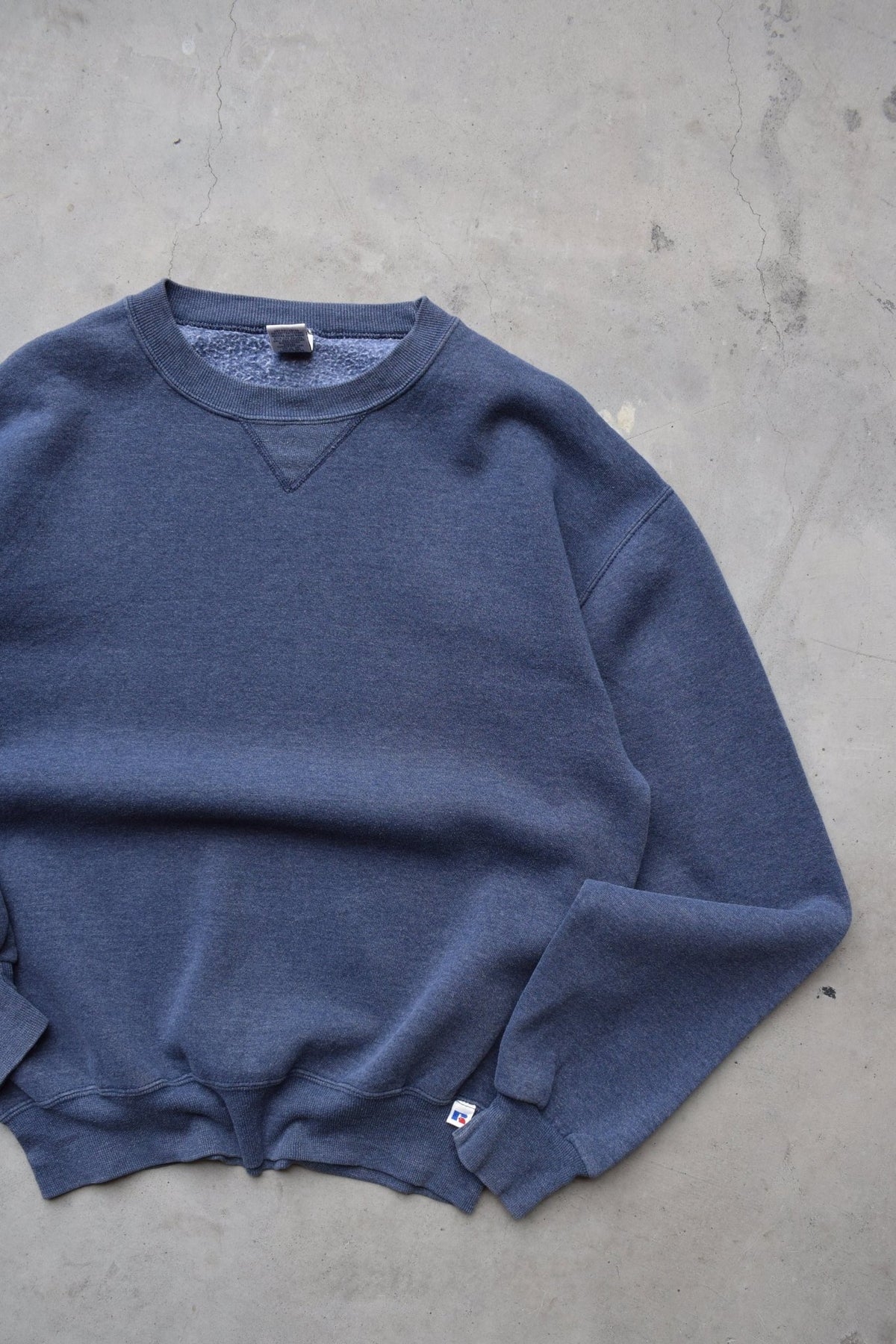 Russell Athletic Navy Crewneck — 1990s (M) - Retrospective Store