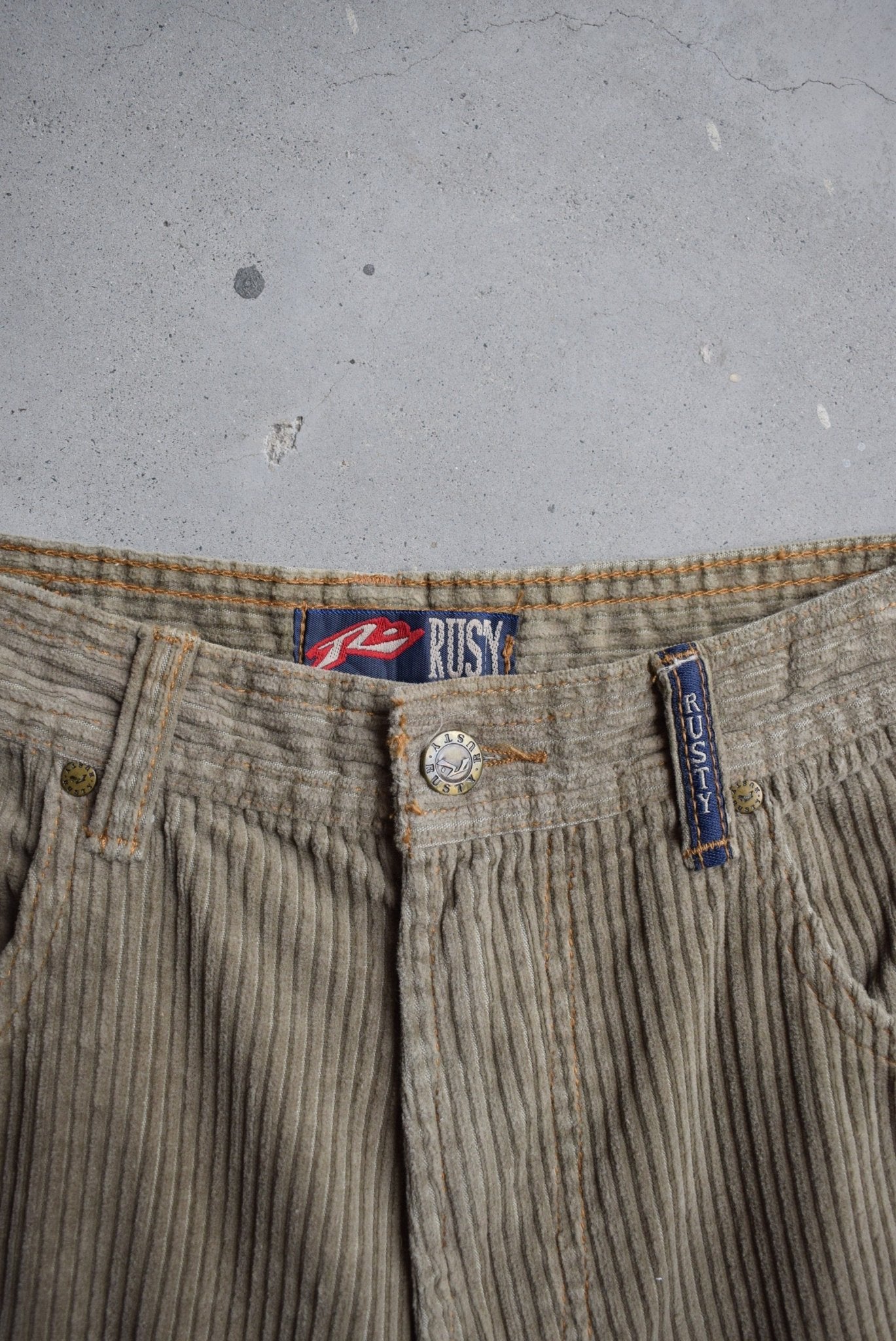 Rusty Corduroy Shorts — 1990s (34) - Retrospective Store