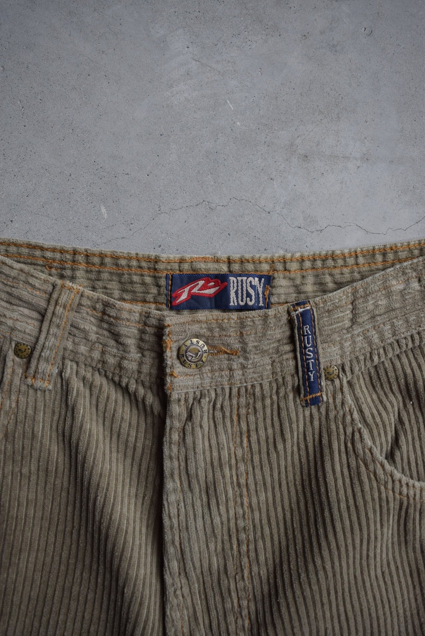 Rusty Corduroy Shorts — 1990s (34) - Retrospective Store