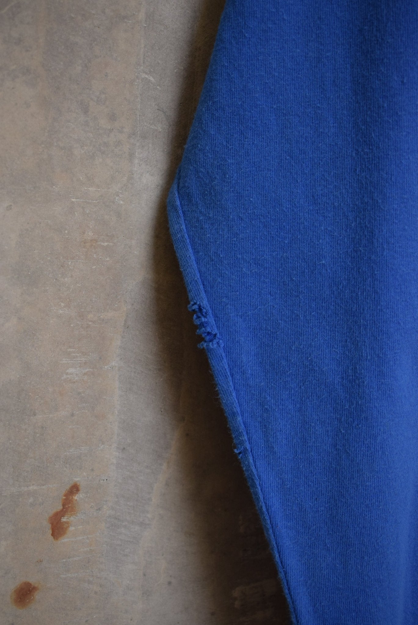 Rusty Graphic Long Sleeve Tee — 1990s (L) - Retrospective Store