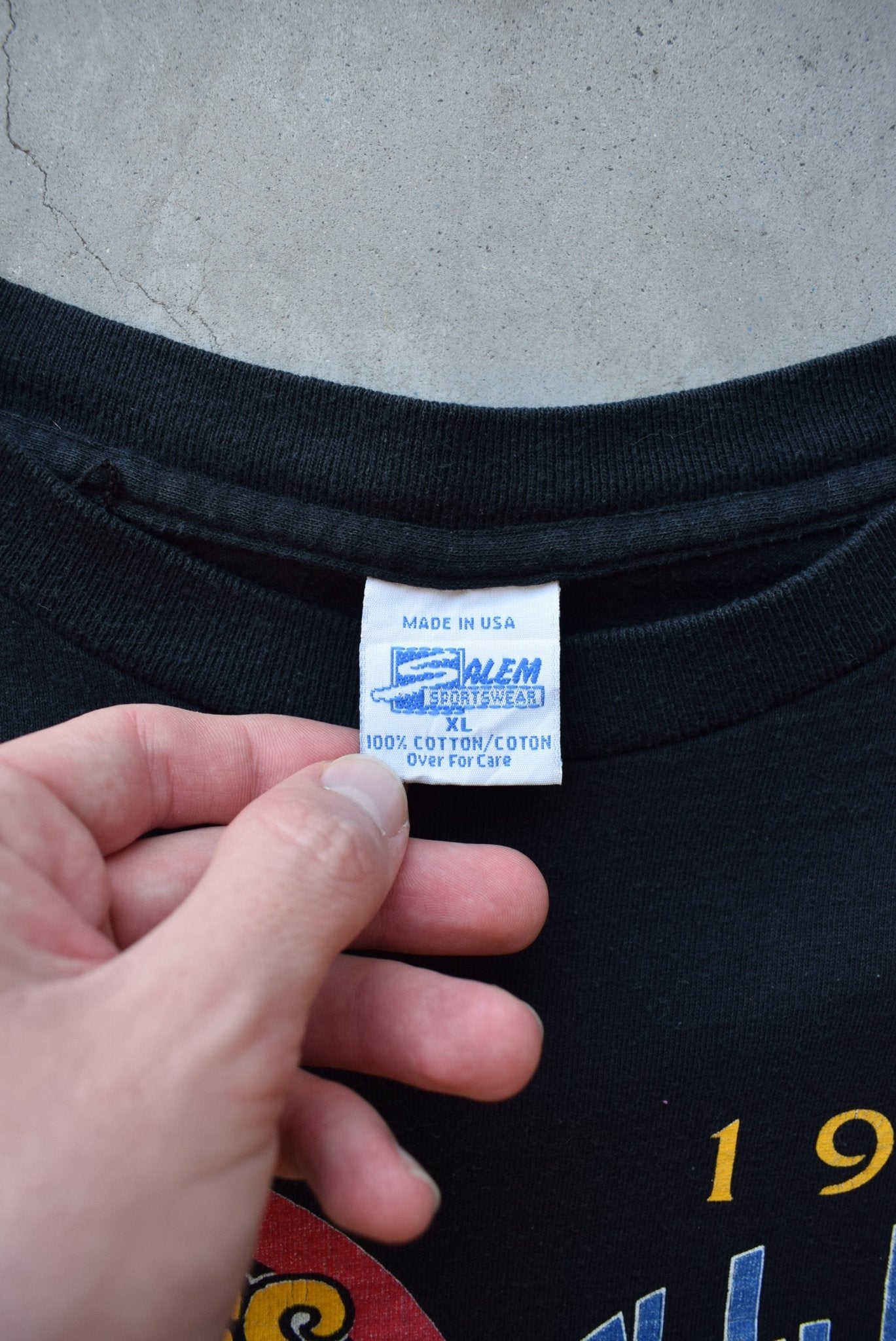 Salem x MLB Pittsburgh Pirates Champions Black Graphic Tee — 1991 (L) - Retrospective Store