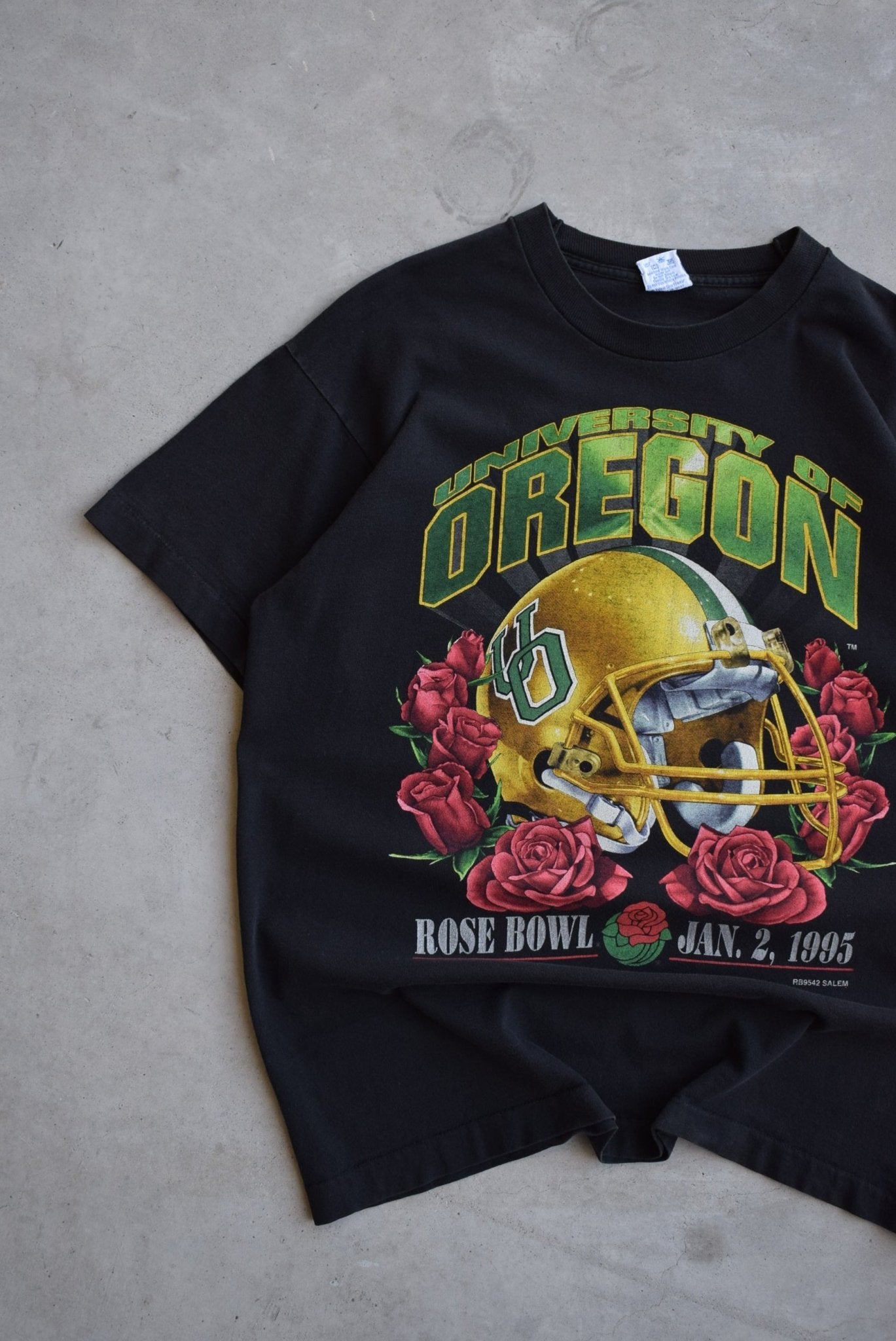 Salem x University of Oregon Football Black Graphic Tee — 1995 (L) - Retrospective Store