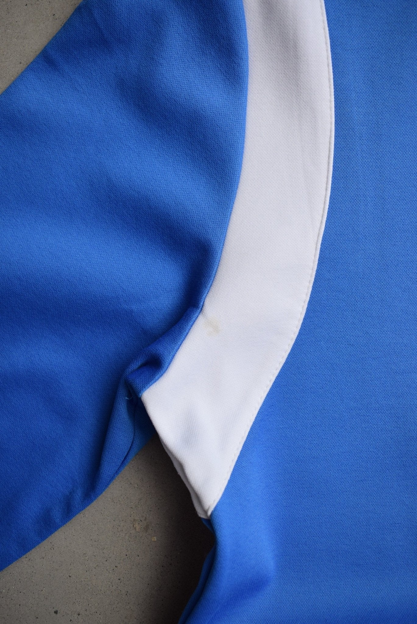 Spanish Football Team Blue Embroidered Crewneck — 2000s (S) - Retrospective Store