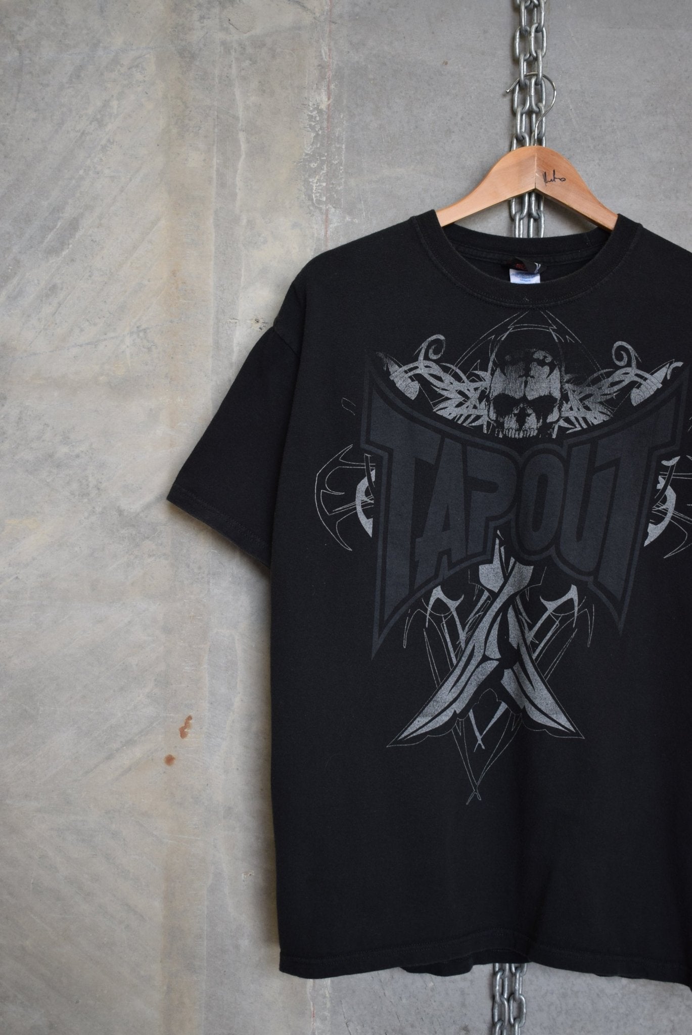 Tap Out Graphic Tee — 2000s (L) - Retrospective Store