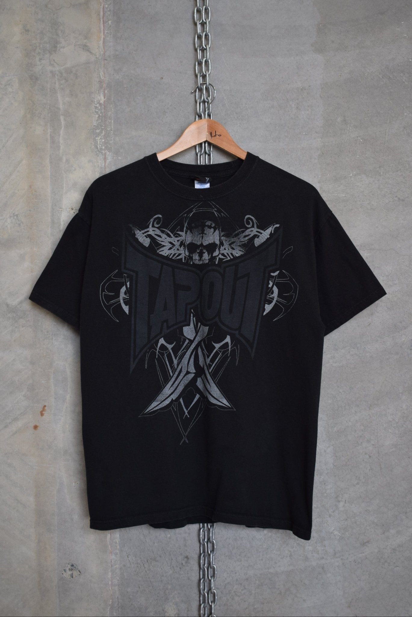 Tap Out Graphic Tee — 2000s (L) - Retrospective Store