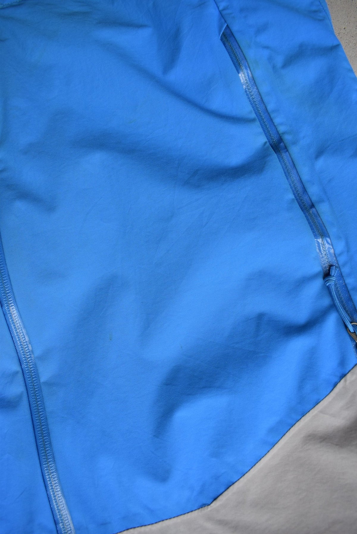 The North Face Blue & Grey Embroidered Spellout Jacket — 2000s (L) - Retrospective Store