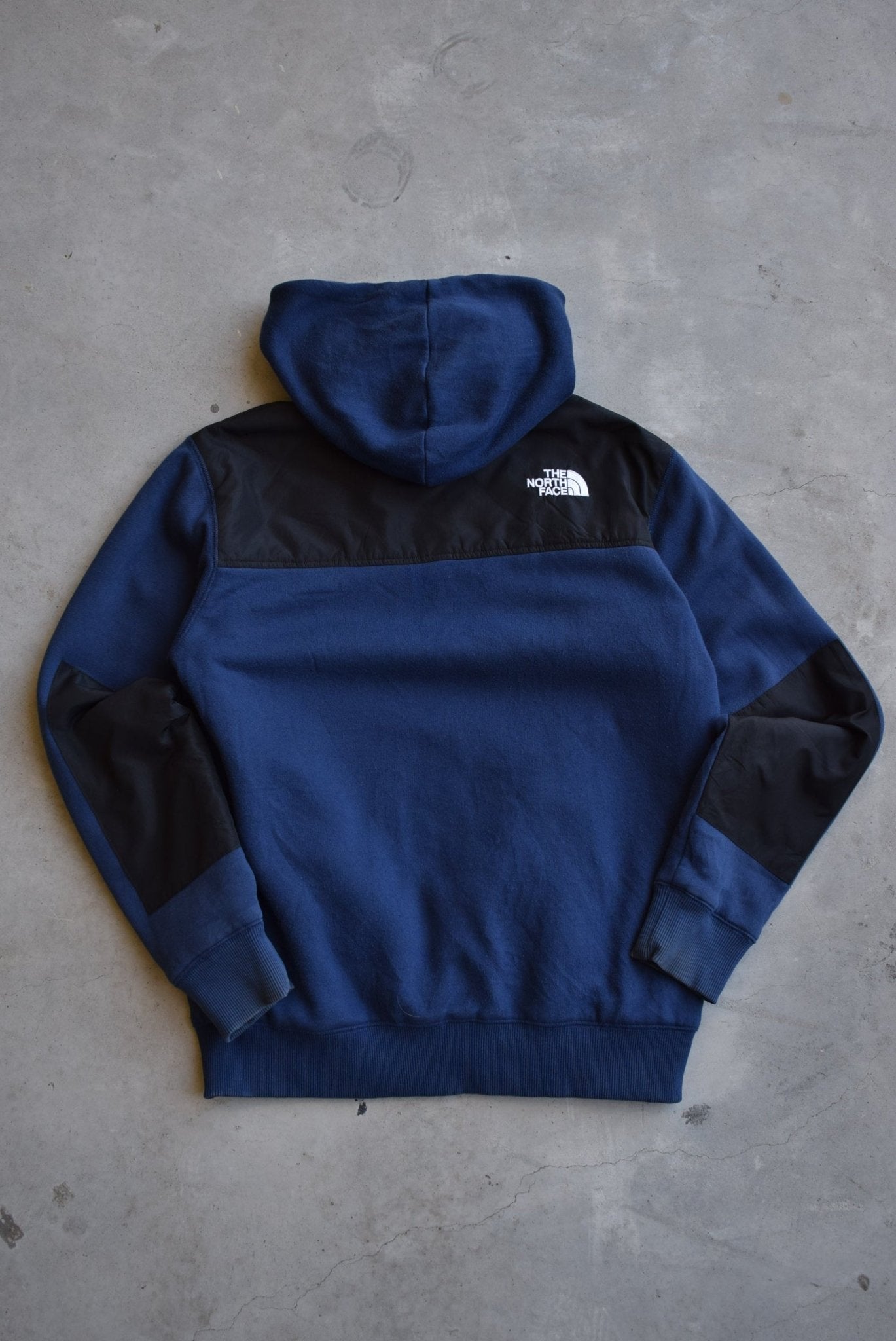 The North Face Navy & Black Embroidered Reversible Jacket — 2000s (S/M) - Retrospective Store