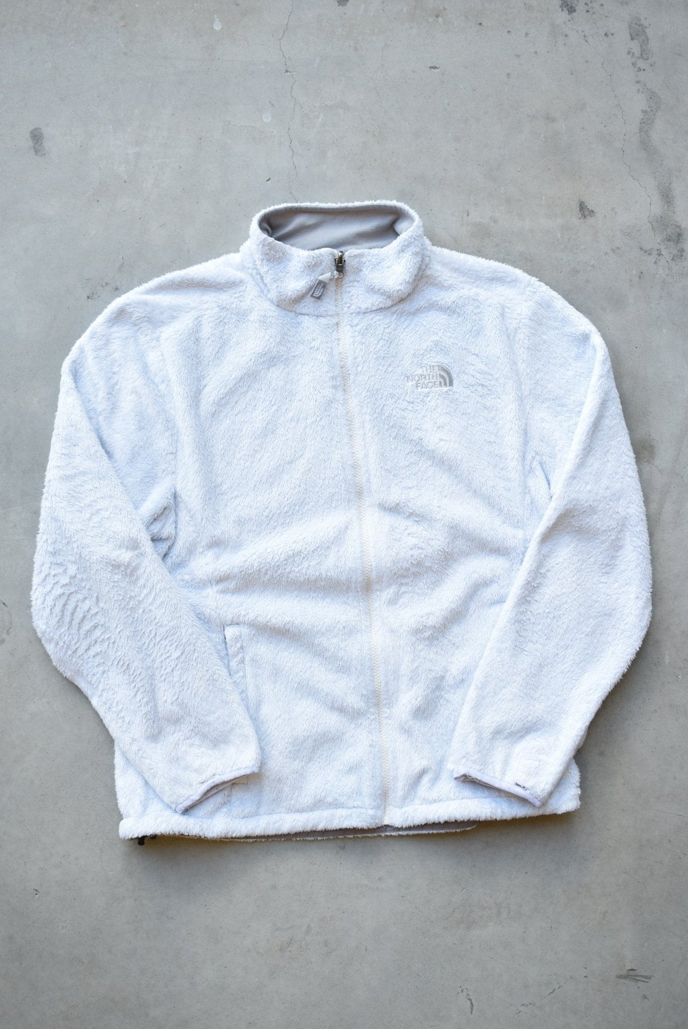 The North Face White Embroidered Teddy-Fleece Jacket — 2000s (Women's XL) - Retrospective Store