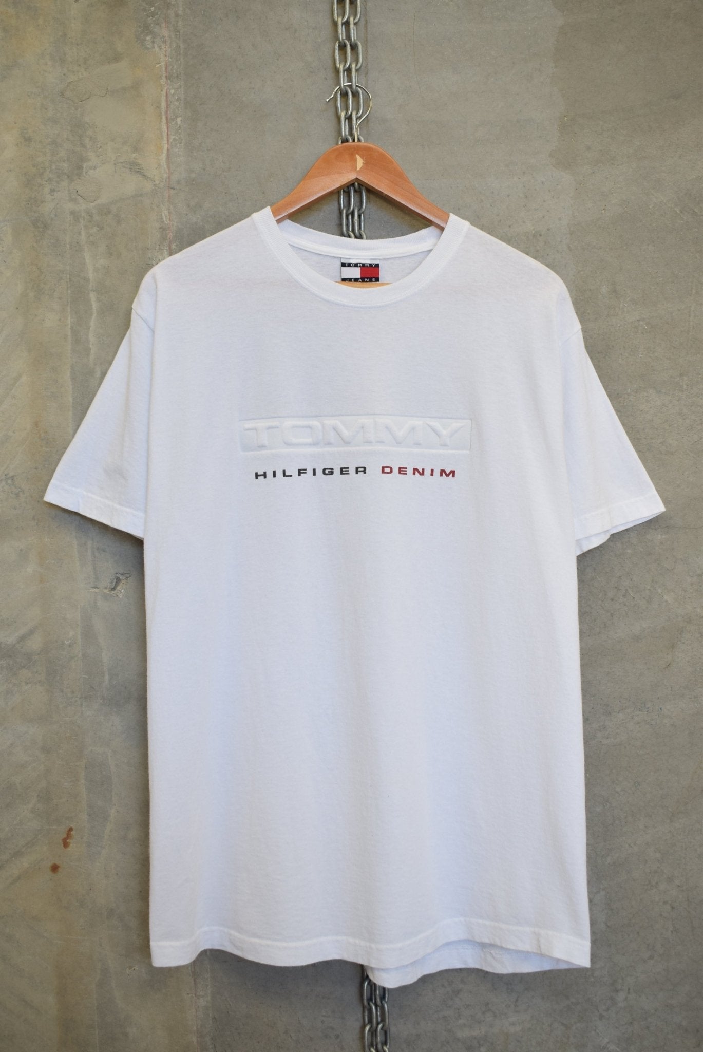 Tommy Hilfiger Denim Spellout Tee — 2000s (M) - Retrospective Store