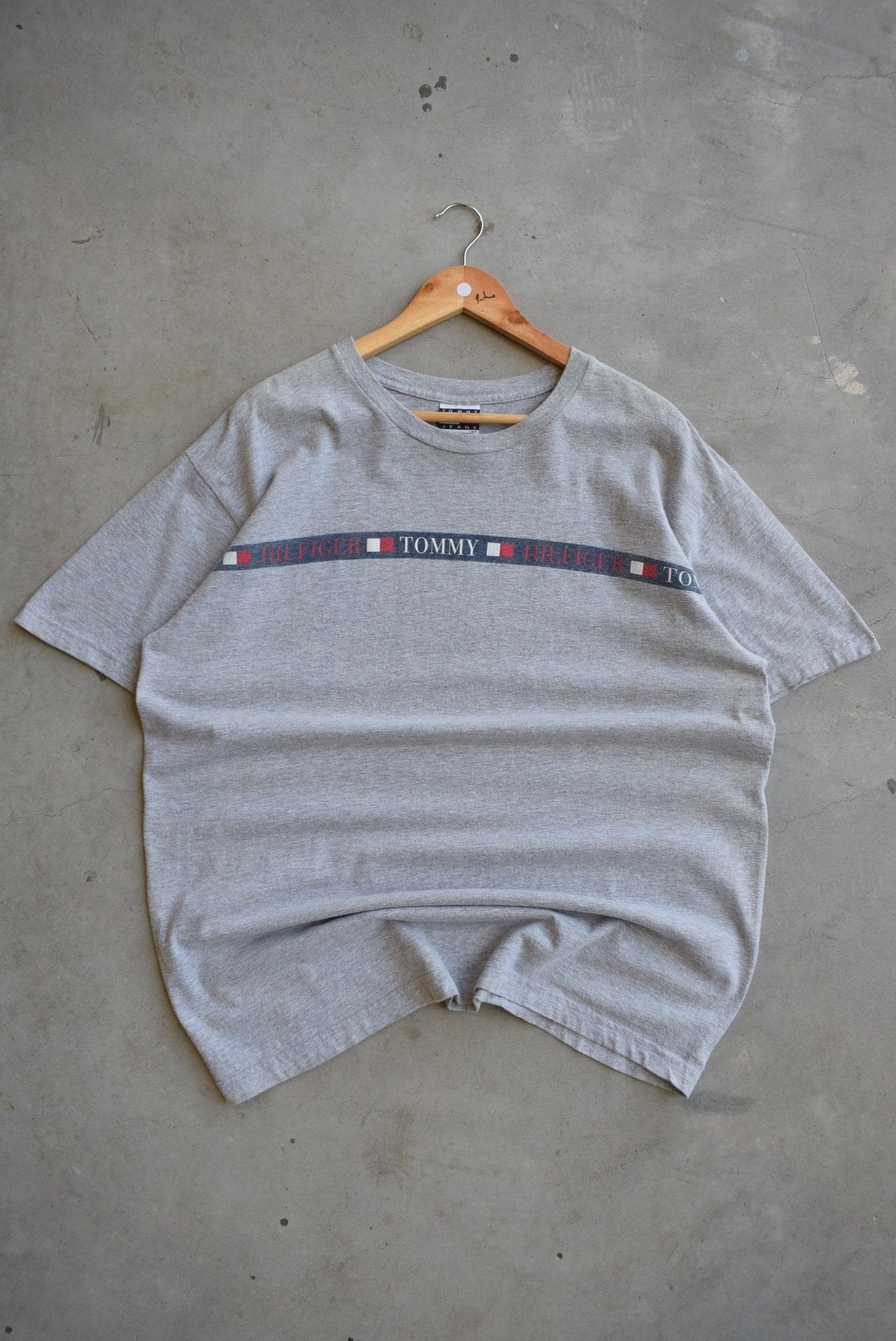 Tommy Hilfiger Spellout Tee — 2000s (L) - Retrospective Store