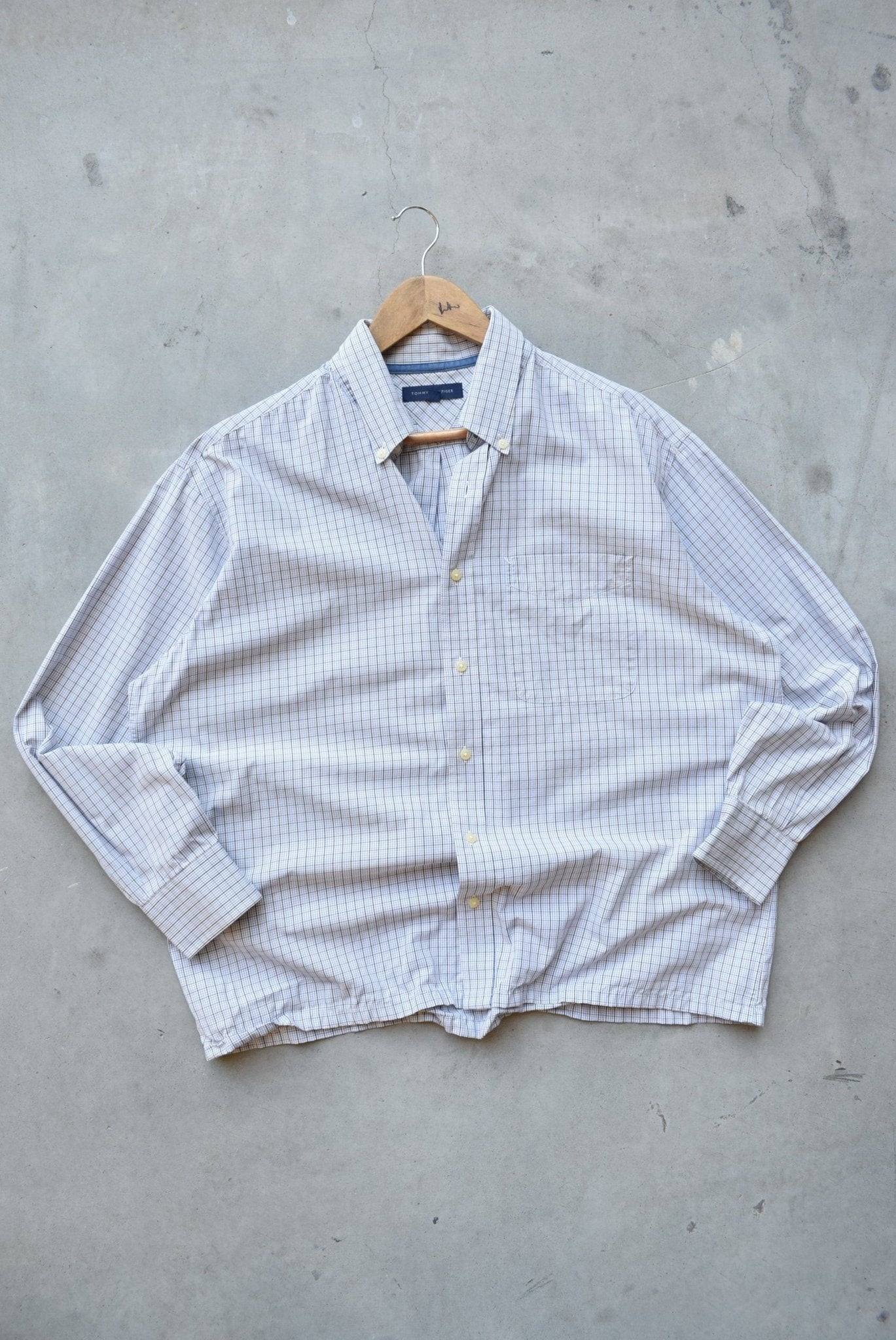 Tommy Hilfiger White Cropped Long Sleeve Button Up — 2000s (L) - Retrospective Store