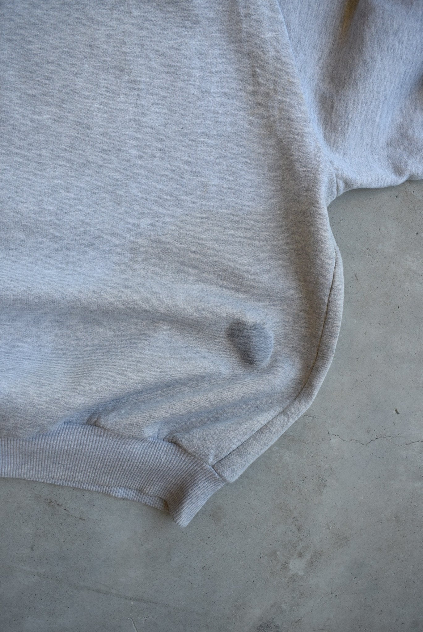 Umbro Grey Embroidered Logo Crewneck — 2000s (M) - Retrospective Store