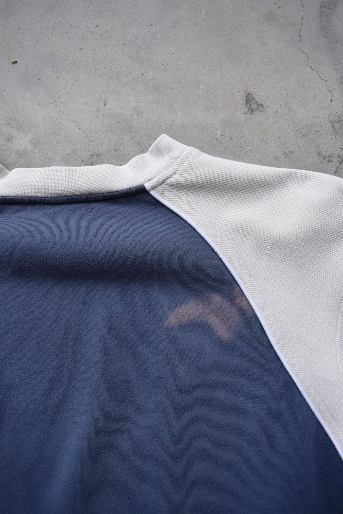 Umbro Navy & Cream Embroidered Spellout Crewneck — 1990s (M) - Retrospective Store