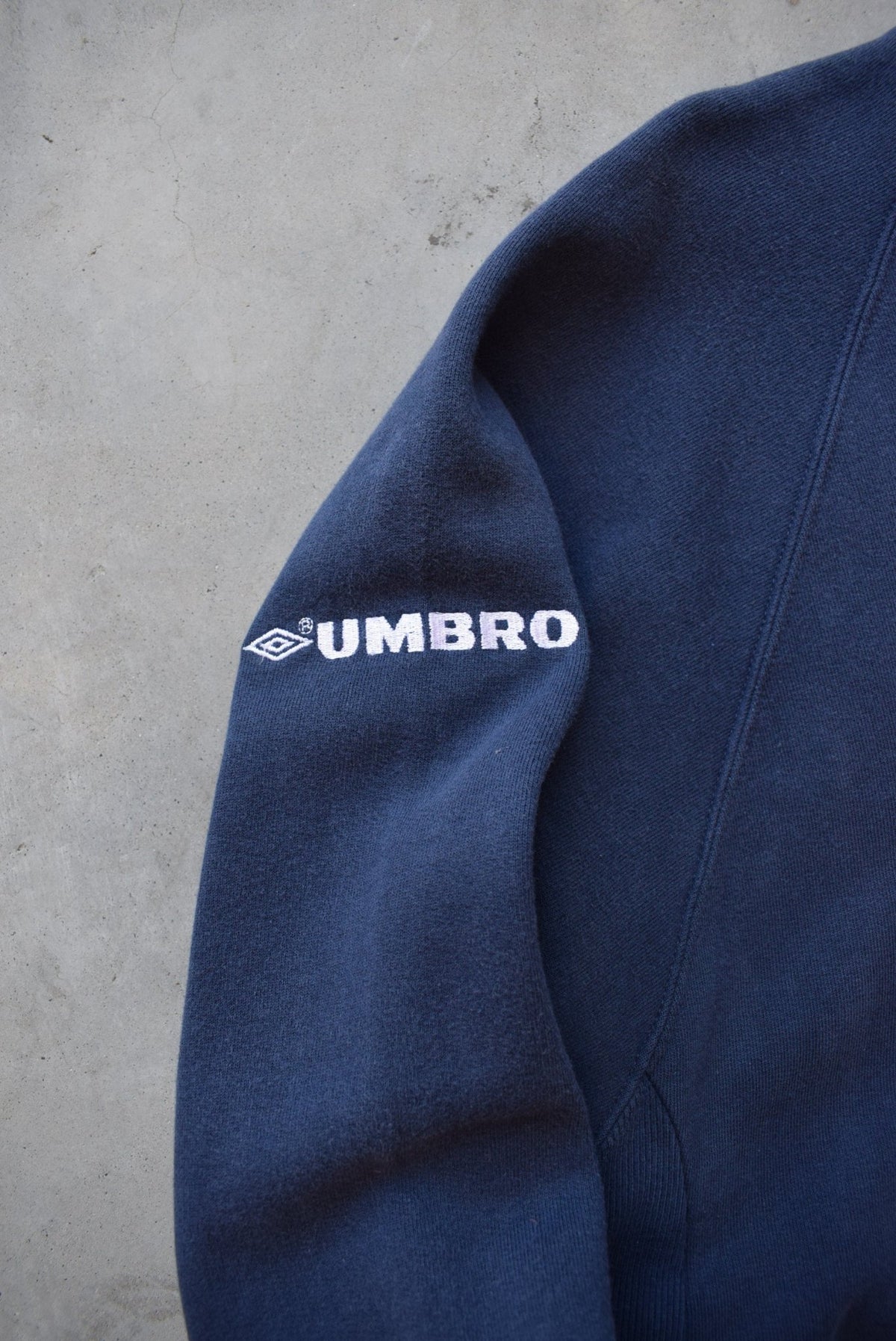 Umbro Navy Embroidered Spellout Crewneck — 1990s (XL) - Retrospective Store