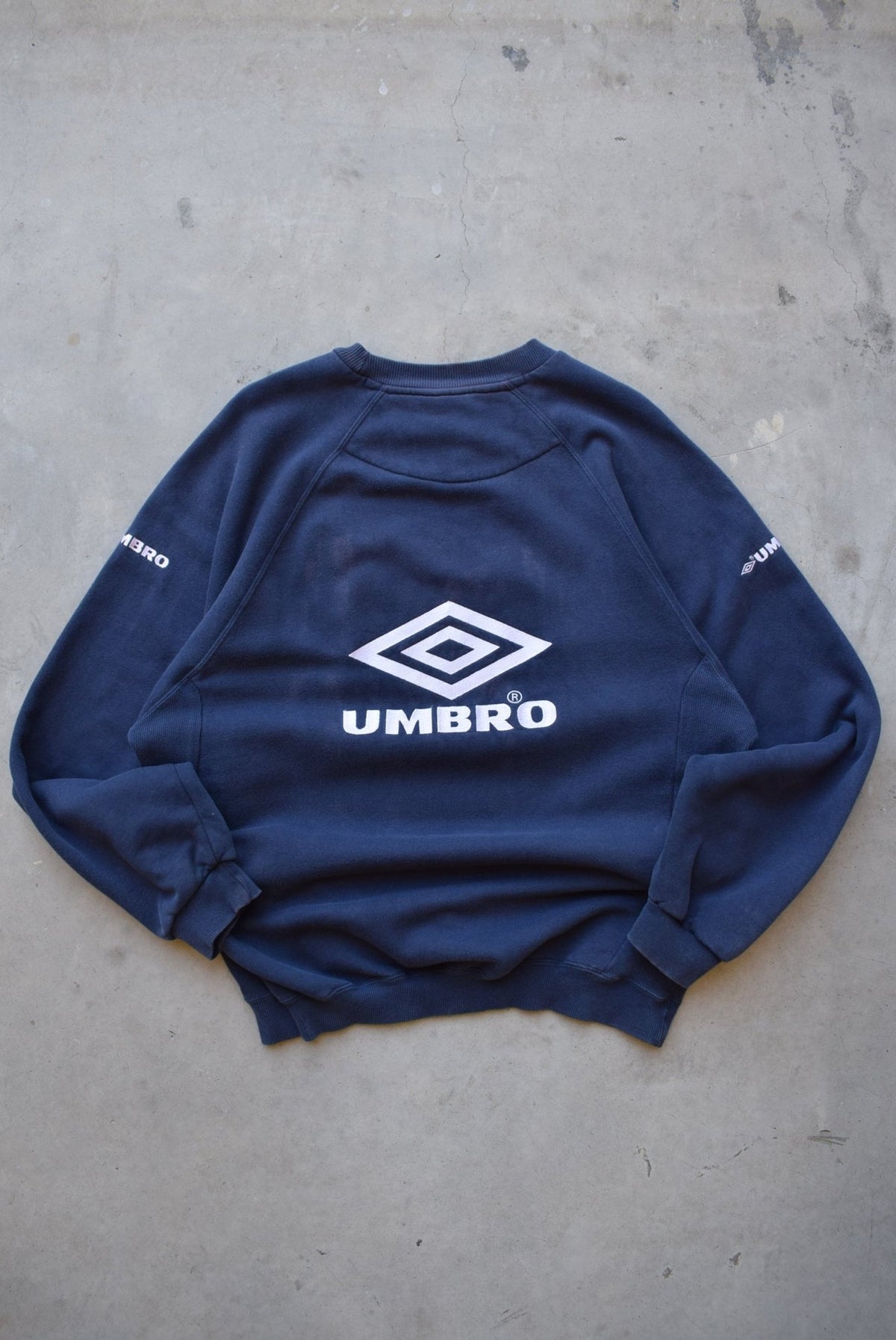 Umbro Navy Embroidered Spellout Crewneck — 1990s (XL) - Retrospective Store