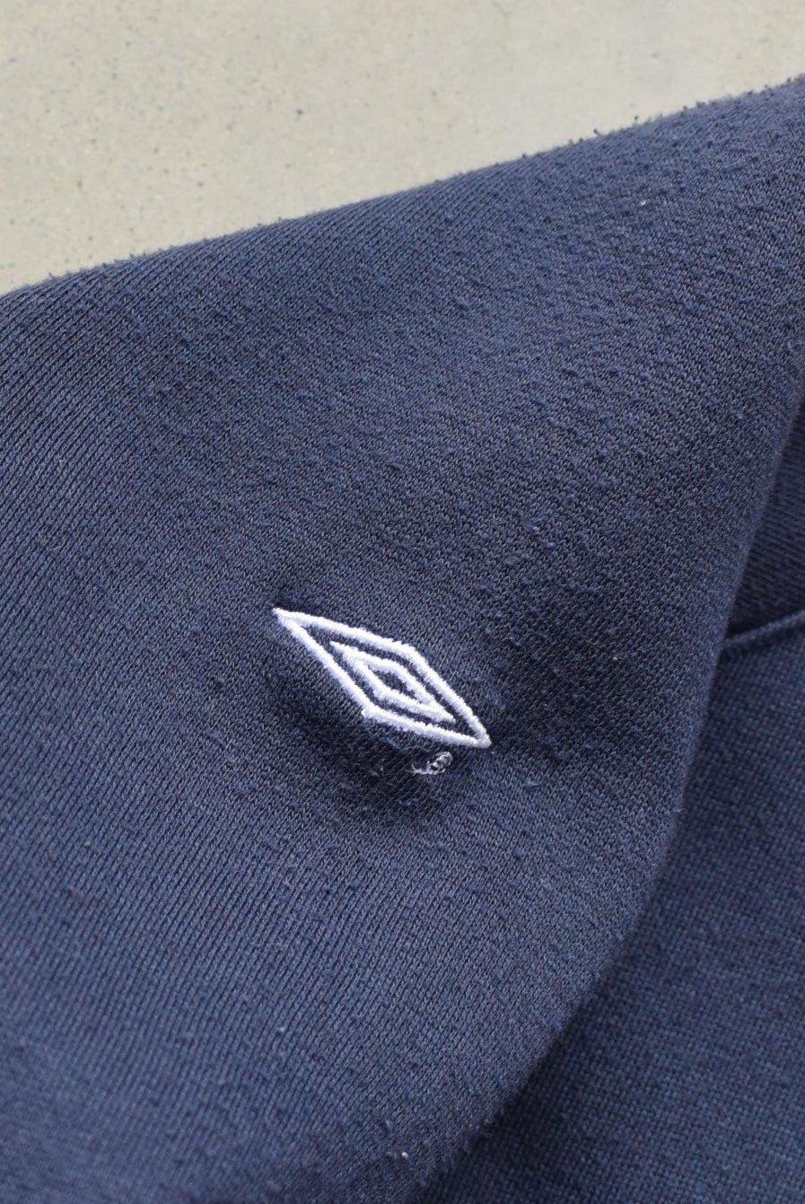 Umbro Pro-Training Navy Embroidered Spellout Crewneck — 2000s (L) - Retrospective Store
