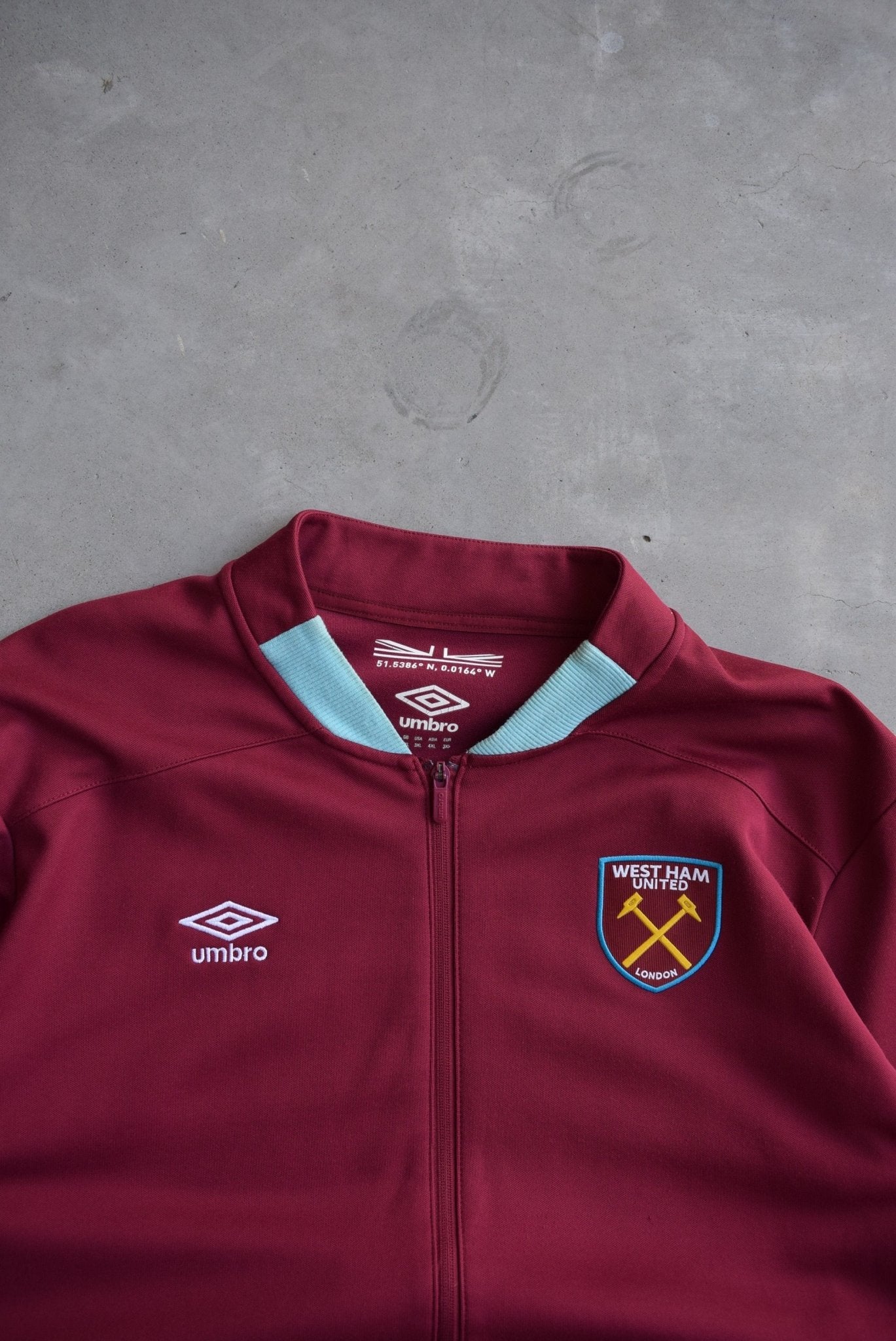 Umbro x West Ham United Burgandy Embroidered Jacket — 2000s (XXL) - Retrospective Store
