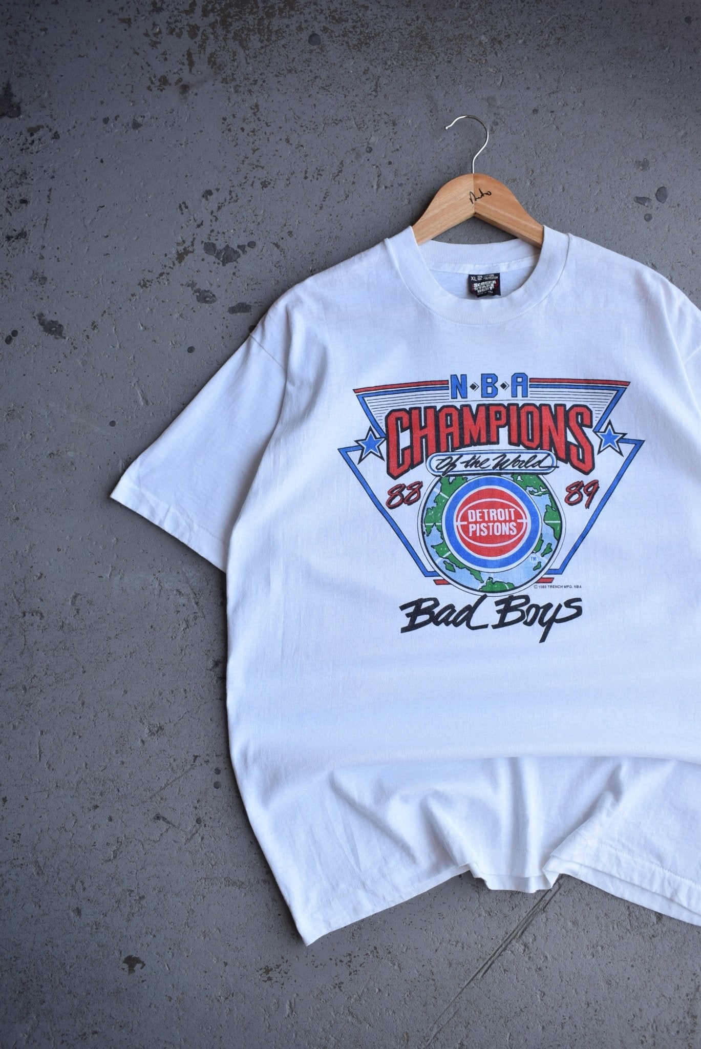 Vintage 1989 NBA Detroit Pistons Champions Bad Boys Tee (L) - Retrospective Store