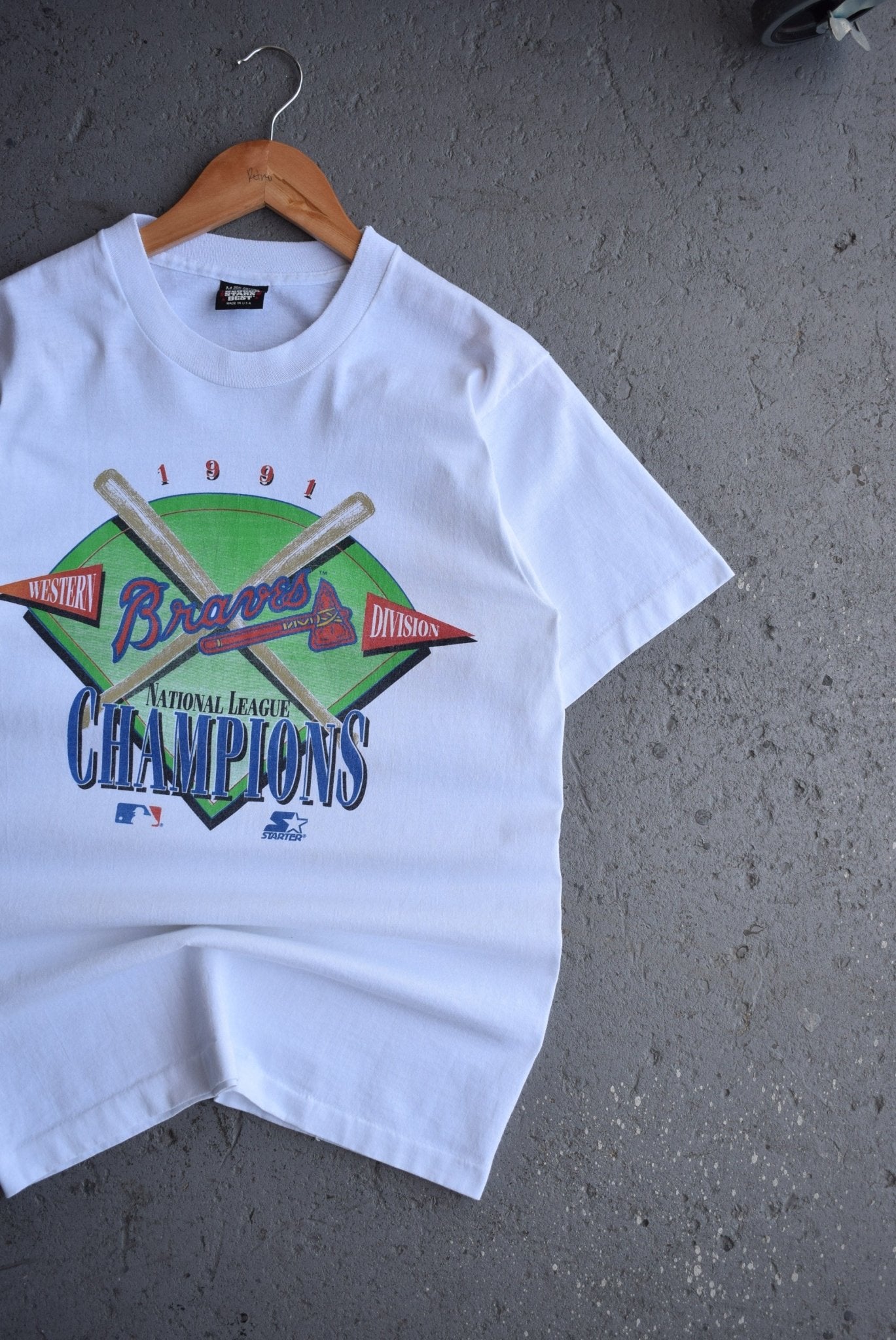Vintage 1991 Starter x MLB Atlanta Braves Champions Tee (S) - Retrospective Store