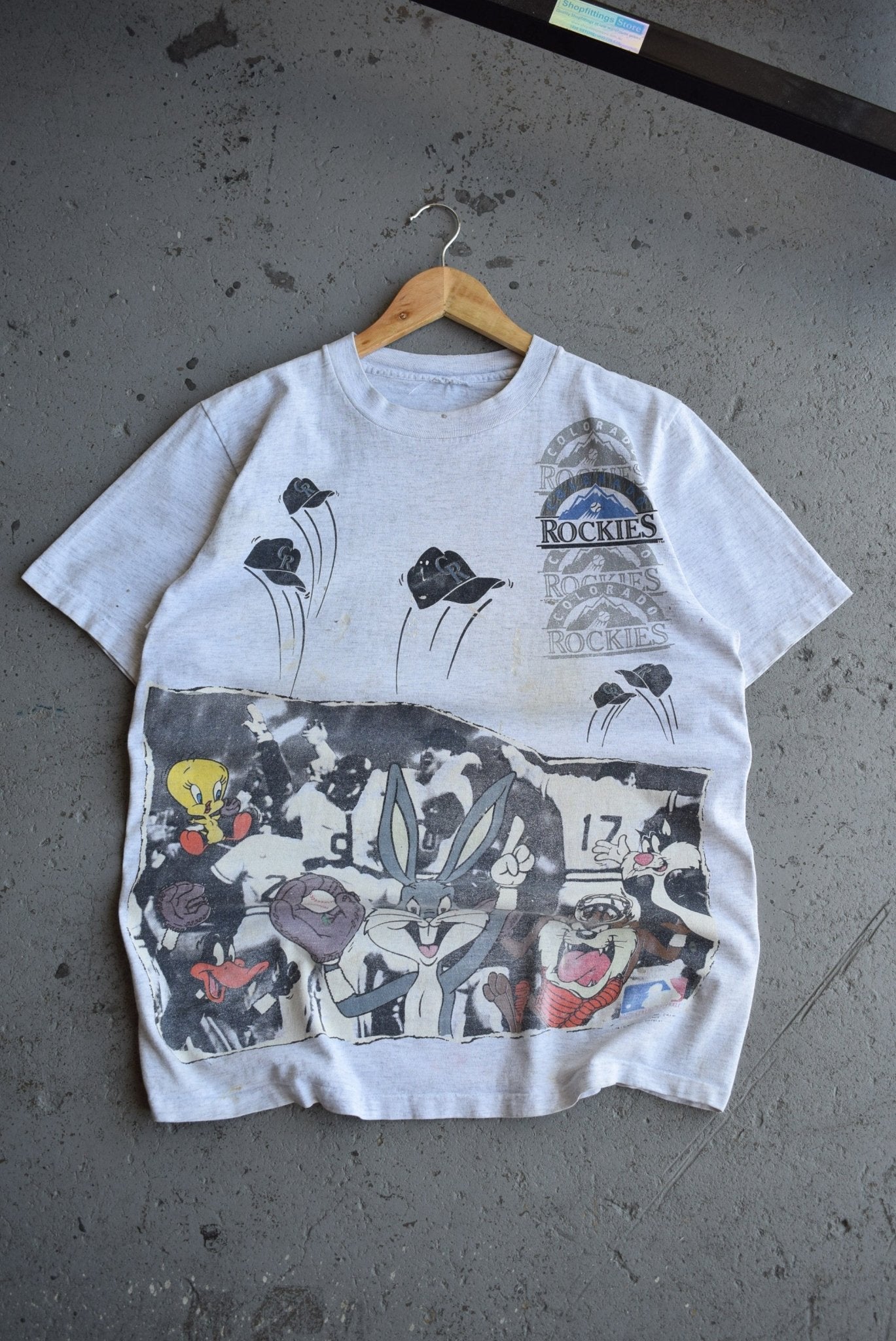 Vintage 1991 Warner Bros. x MLB Colorado Rockies Tee (M/L) - Retrospective Store
