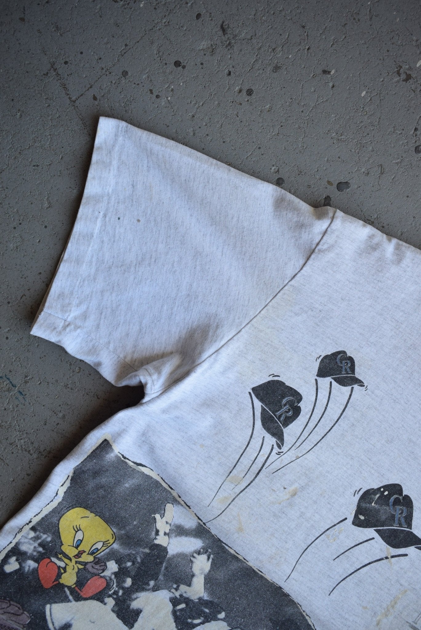 Vintage 1991 Warner Bros. x MLB Colorado Rockies Tee (M/L) - Retrospective Store