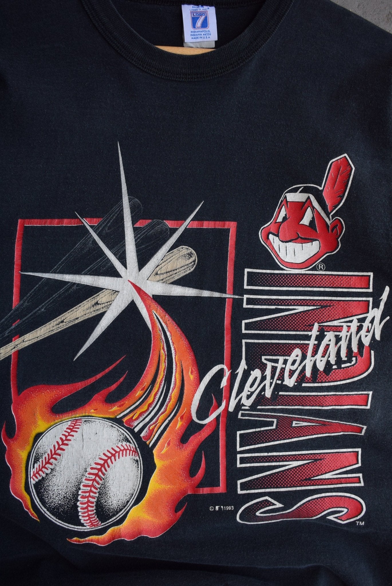 Vintage 1993 MLB Cleveland Indians Tee (M/L) - Retrospective Store