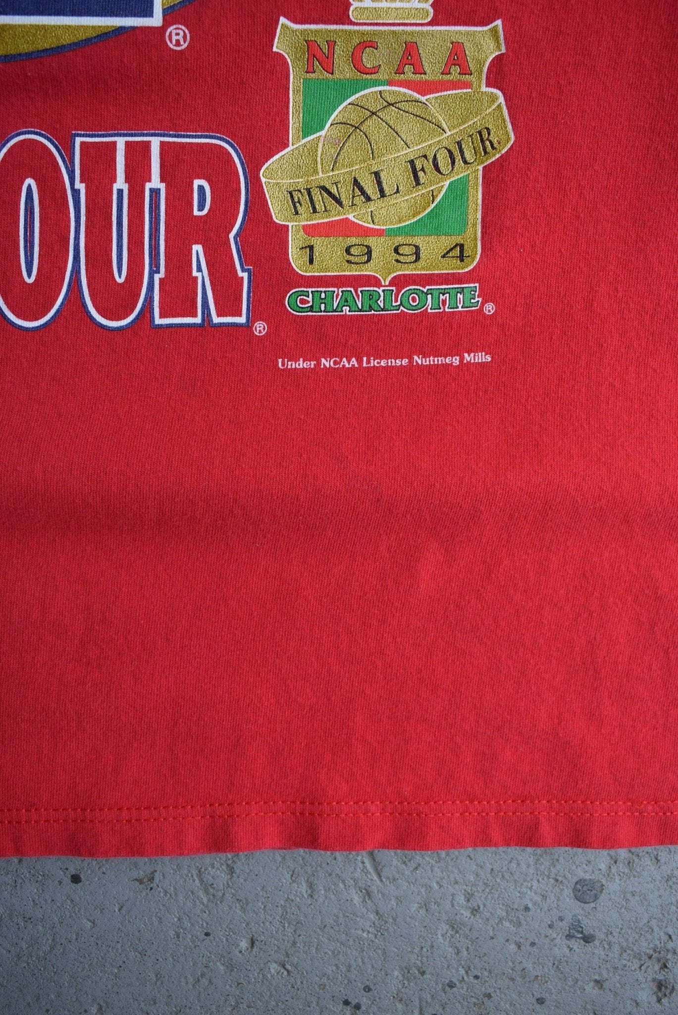 Vintage 1994 Nutmeg x University of Arizona Wildcats Tee (L) - Retrospective Store