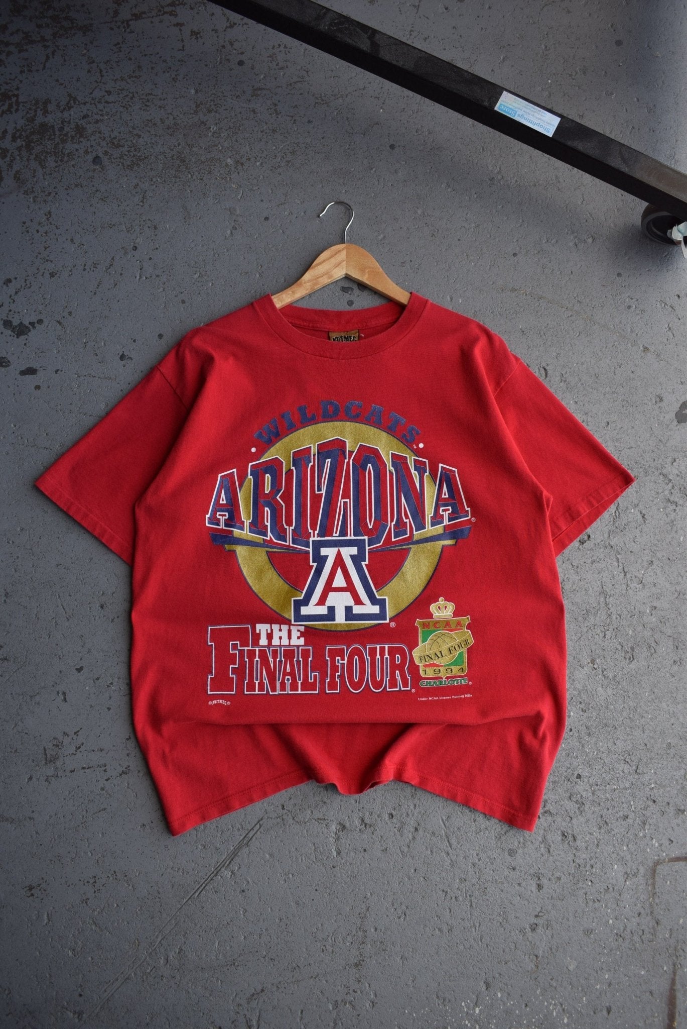 Vintage 1994 Nutmeg x University of Arizona Wildcats Tee (L) - Retrospective Store