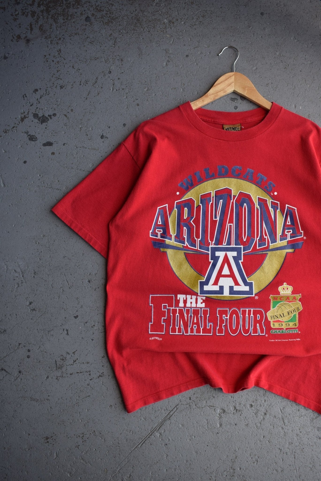 Vintage 1994 Nutmeg x University of Arizona Wildcats Tee (L) - Retrospective Store