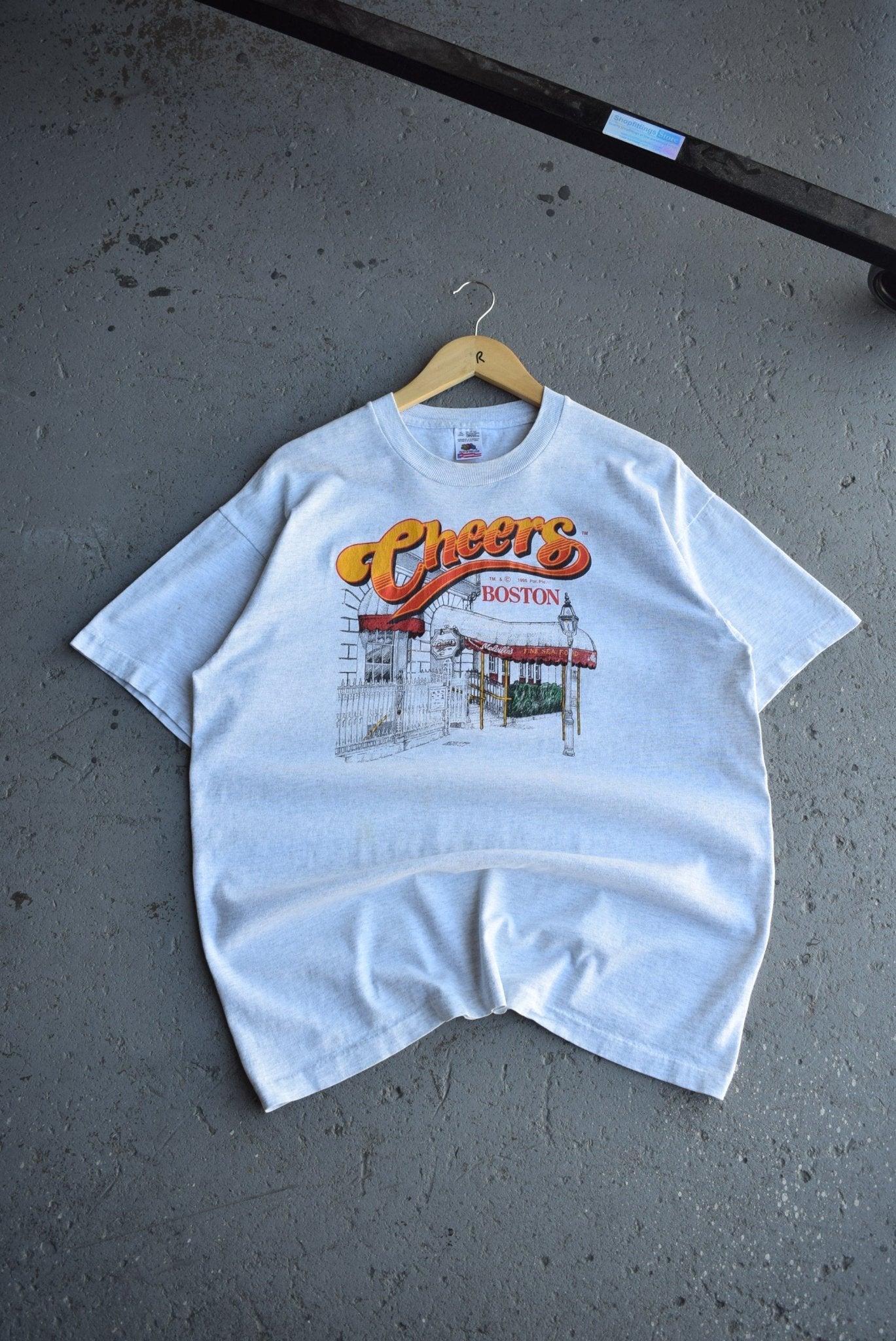 Vintage 1995 Cheers Boston Bar Tee (L) - Retrospective Store
