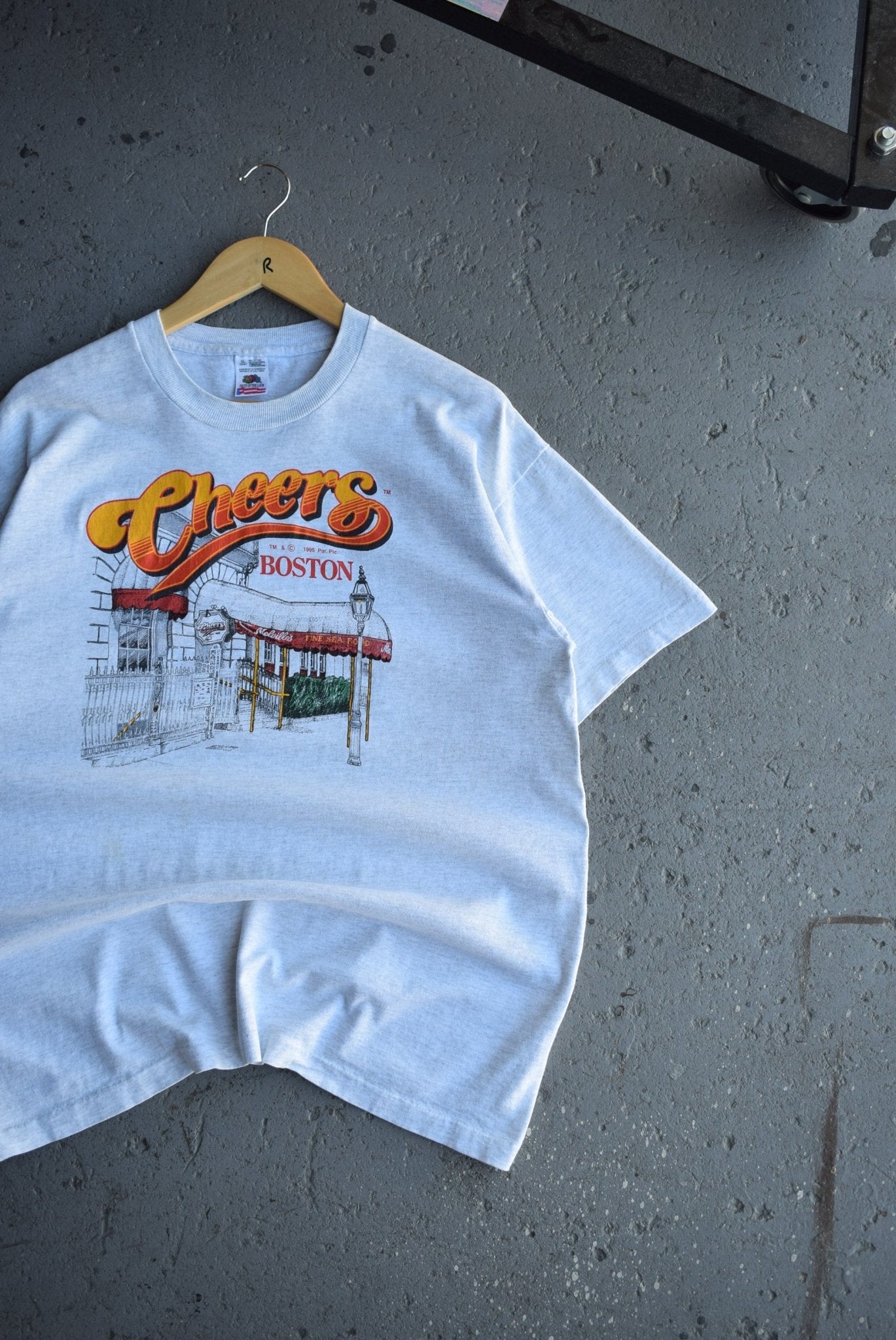 Vintage 1995 Cheers Boston Bar Tee (L) - Retrospective Store