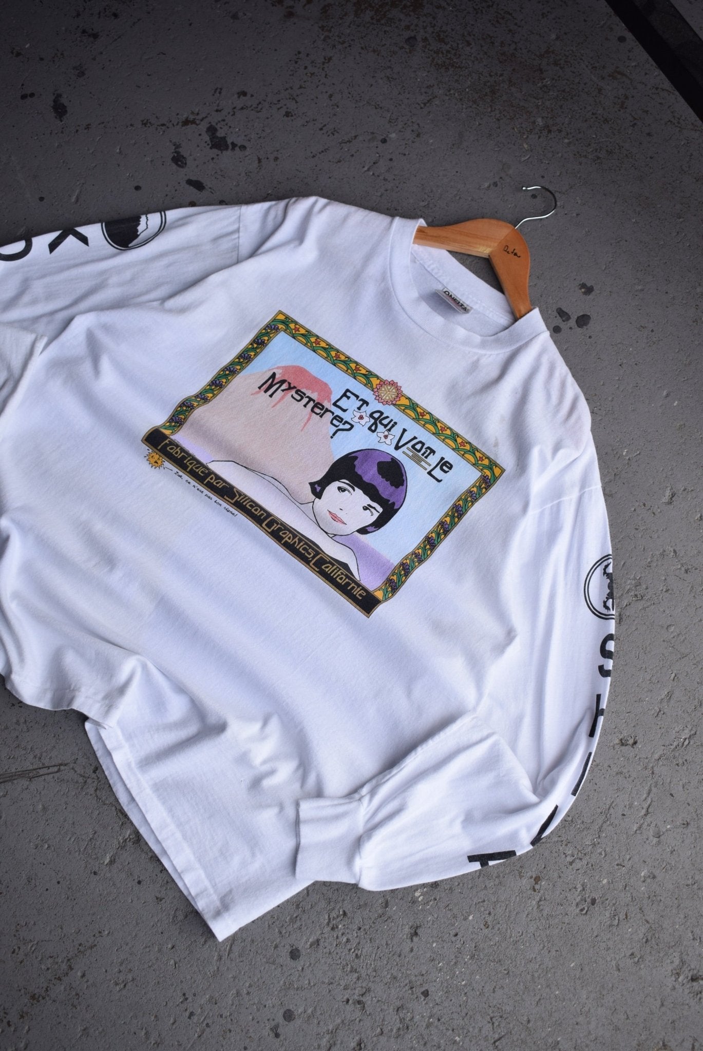 Vintage 1996 Graphic Long Sleeve Tee (XL) - Retrospective Store