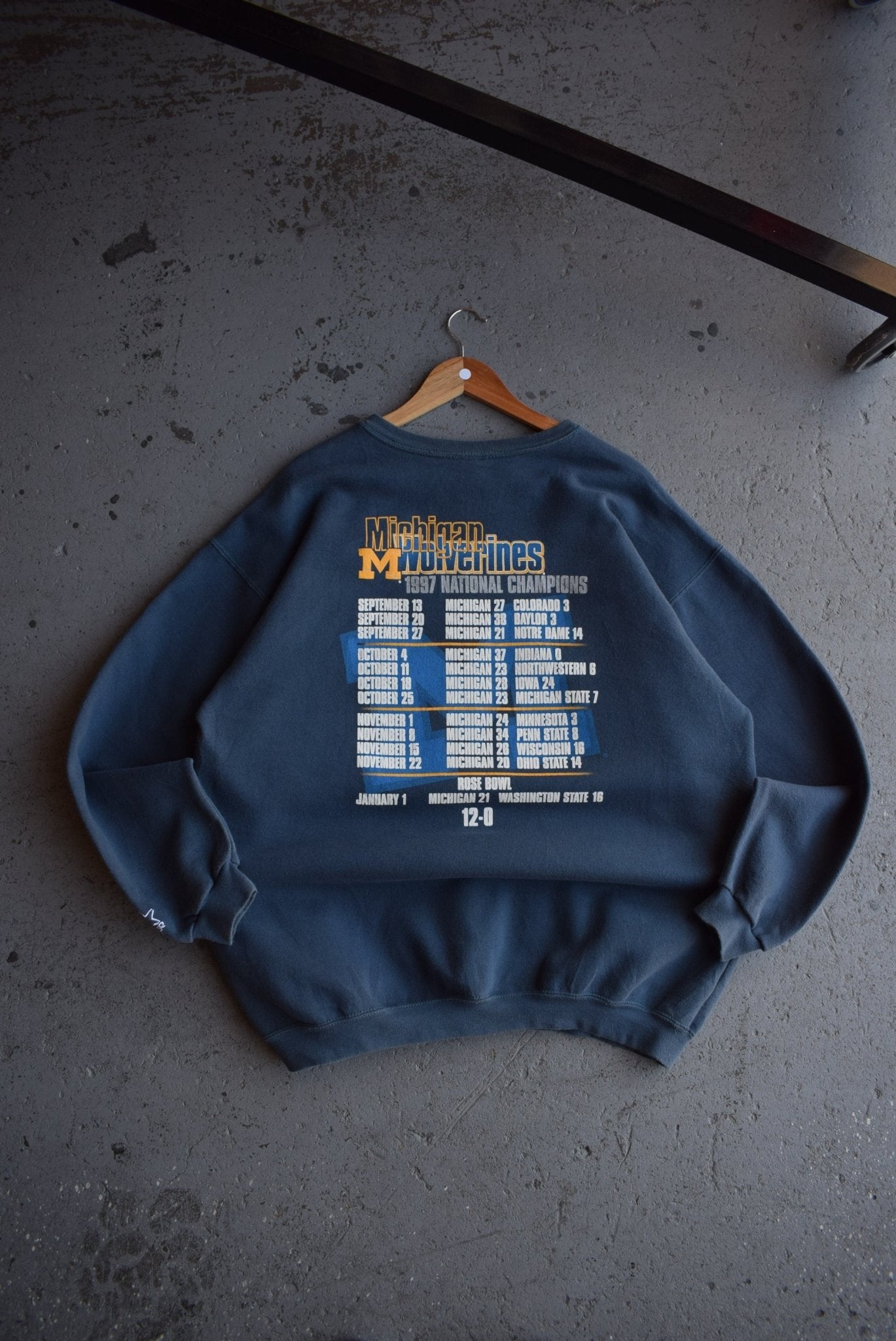 Vintage 1997 Starter x University of Michigan National Champions Crewneck (XL) - Retrospective Store