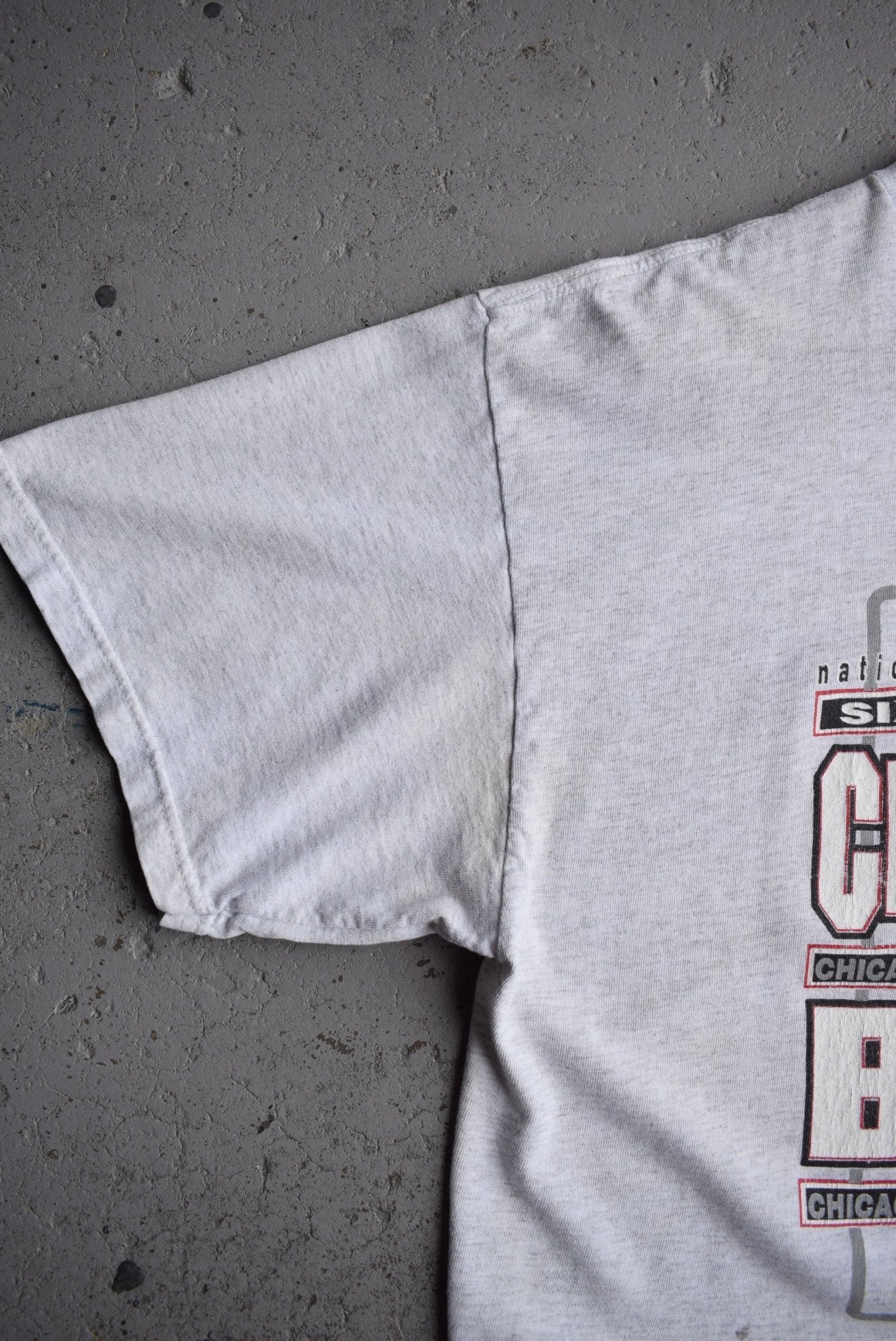 Vintage 1998 NBA Chicago Bulls 6x Champions Tee (L) - Retrospective Store