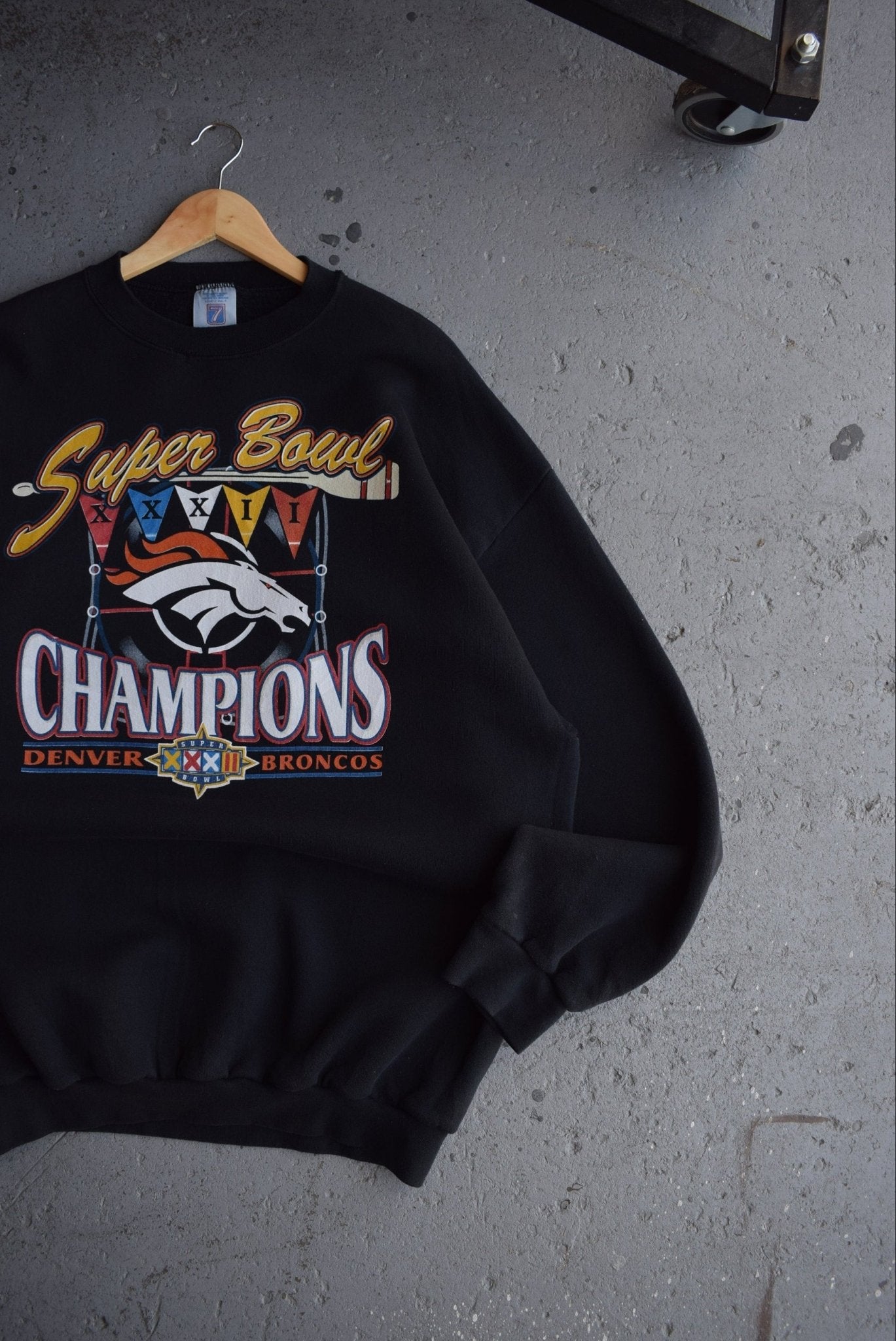 Vintage 1998 NFL Denver Broncos Superbowl XXXII Champions Crewneck (XXL) - Retrospective Store