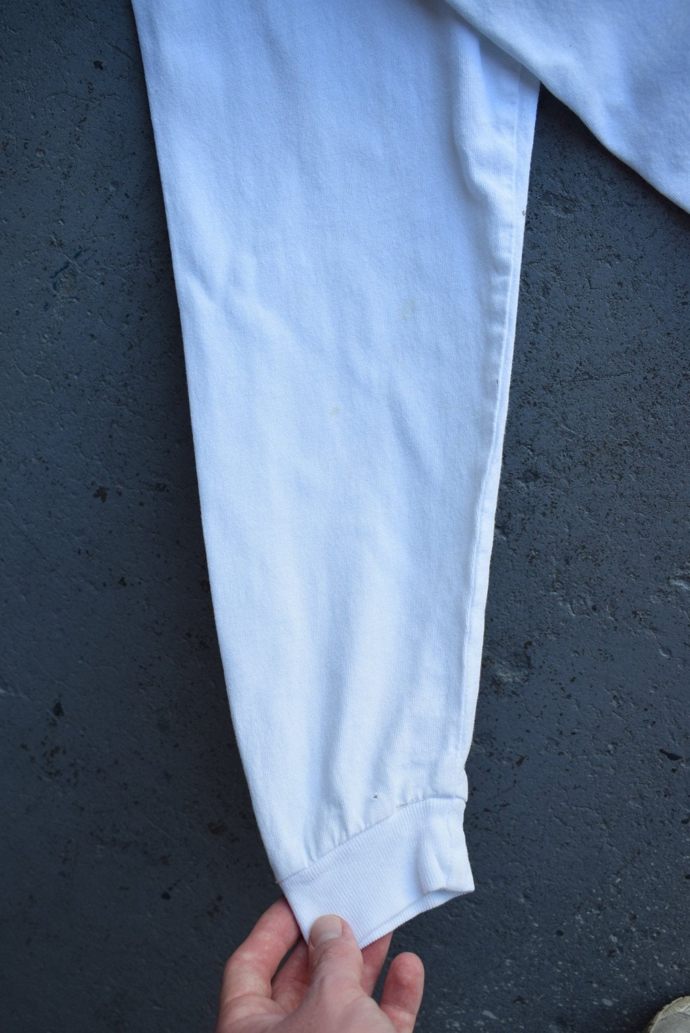 Vintage 1998 Planet Hollywood Spellout Long Sleeve Tee (M) - Retrospective Store